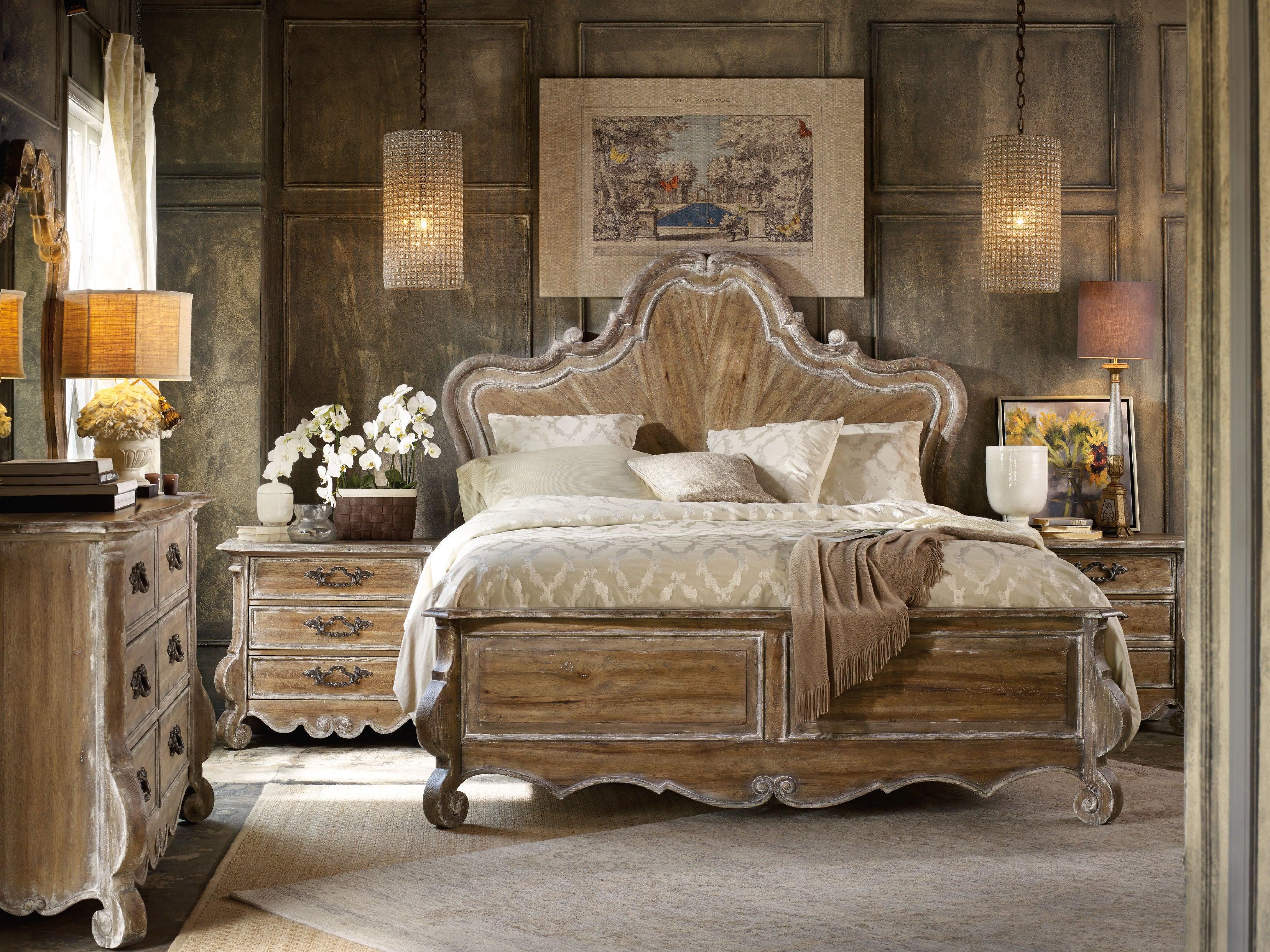 Chatelet Wood Panel Bed - Remutear