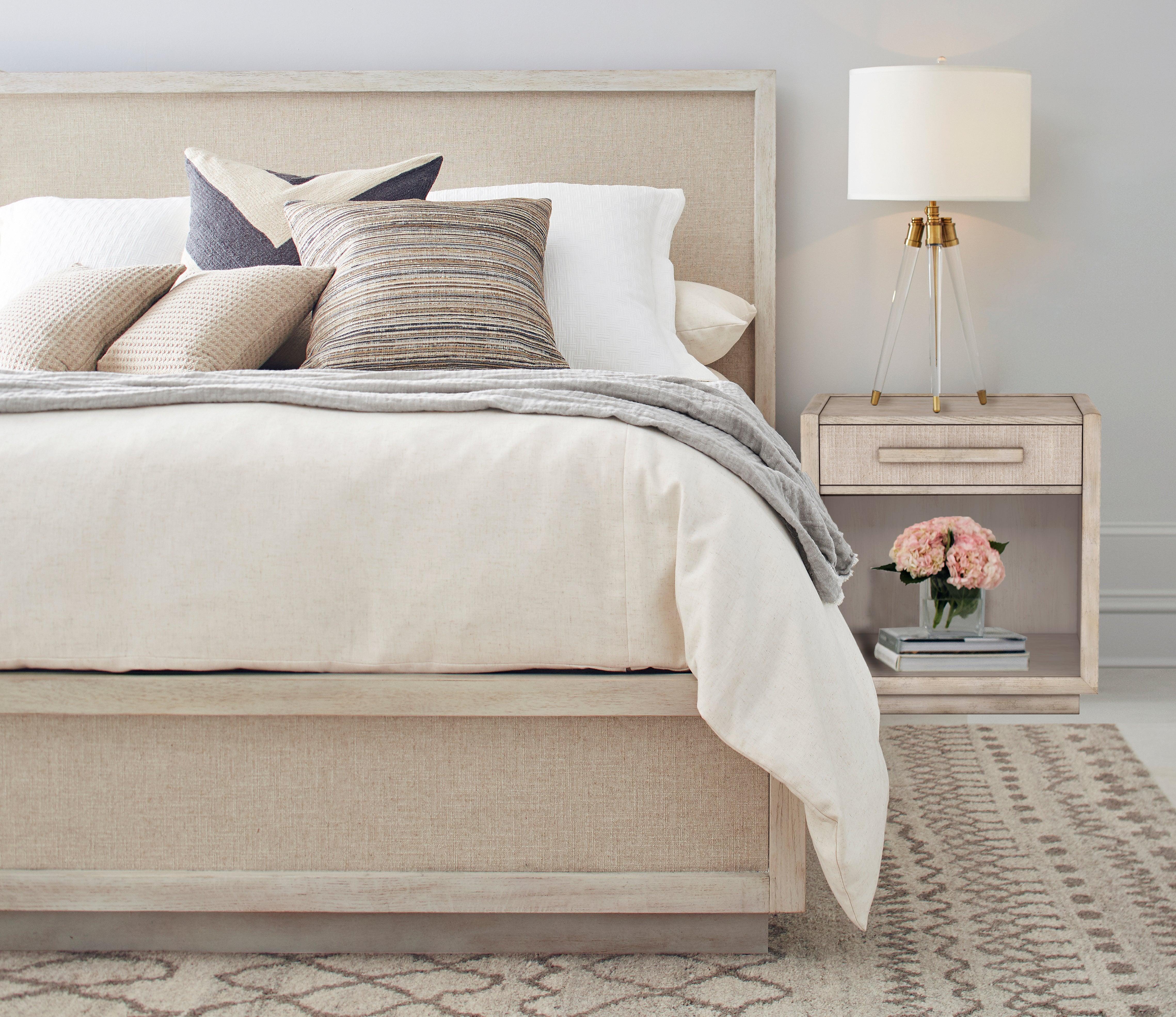 Cotiere Petite Nightstand - Remutear