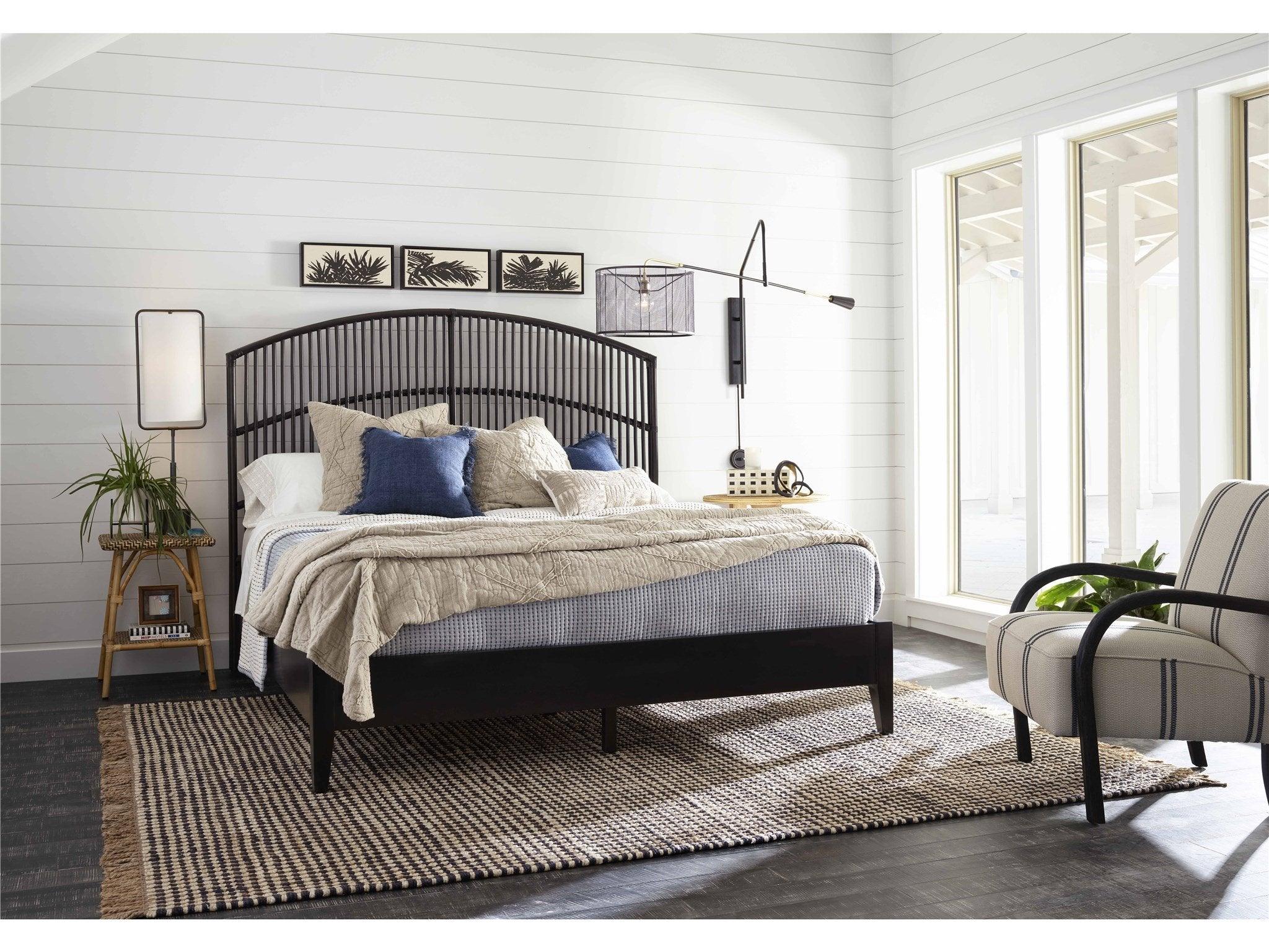 Getaway Blackadore Caye Bed - Remutear
