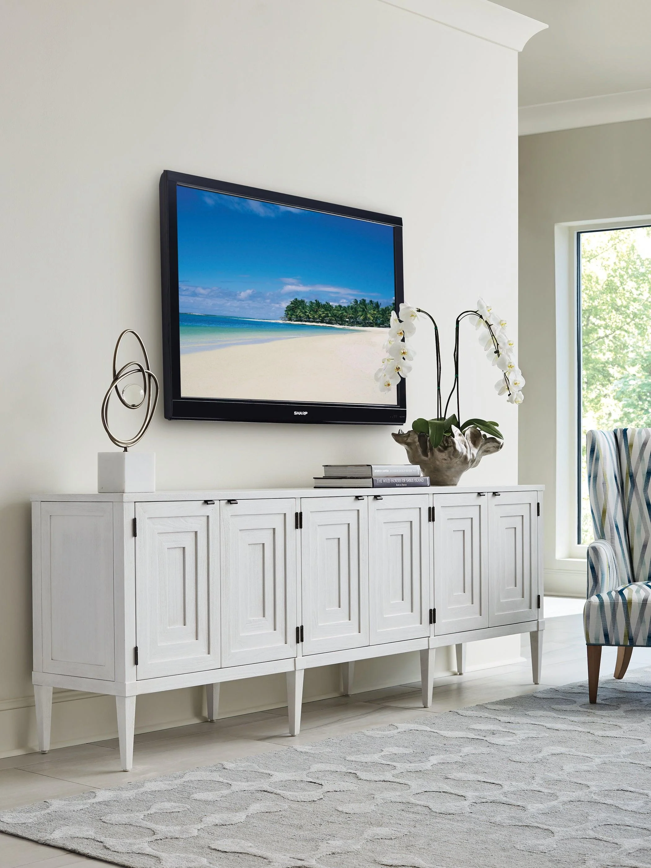 Sanibel Clearwater Long Media Console - Remutear