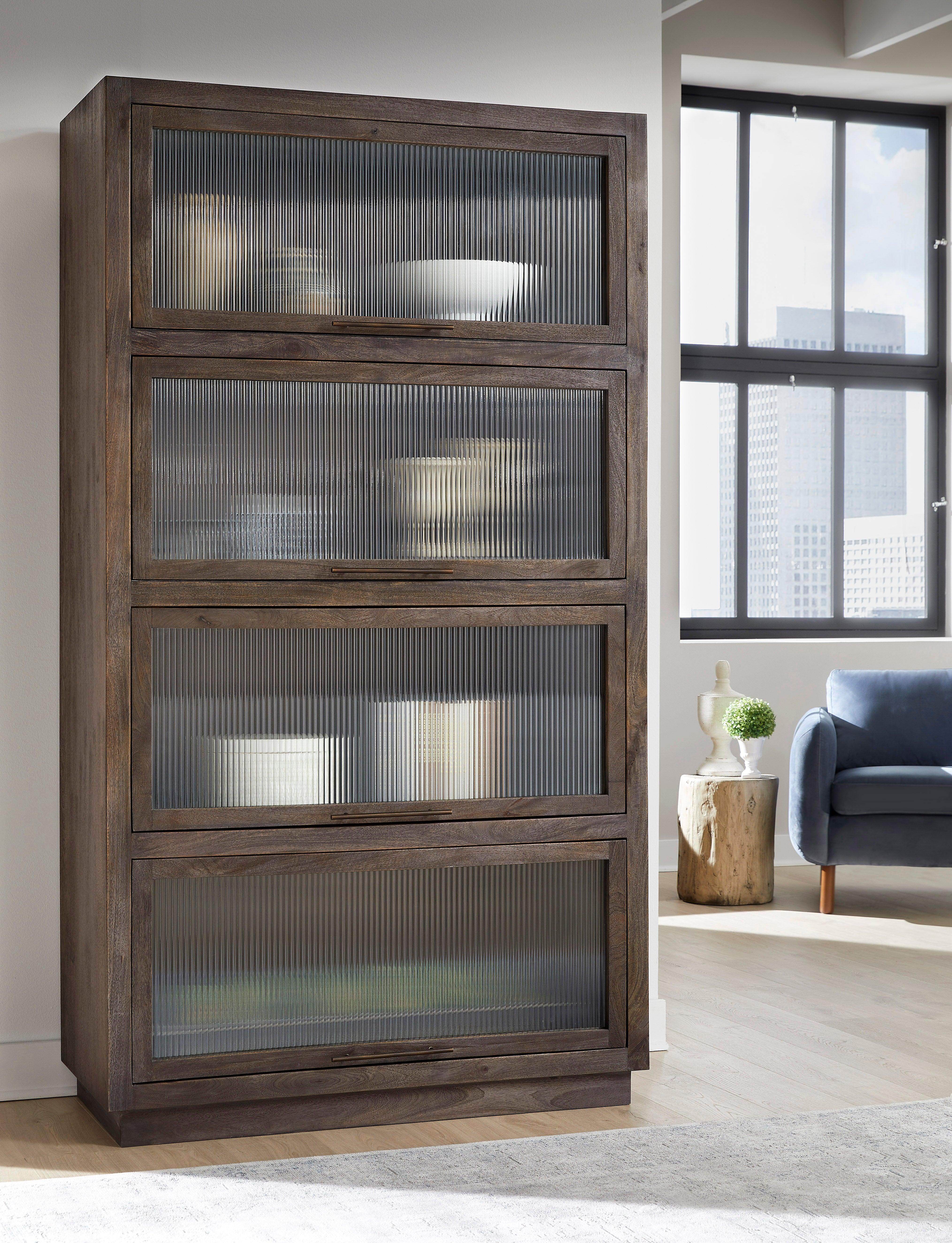 4-Door Reeded Glass Curio Cabinet - Remutear