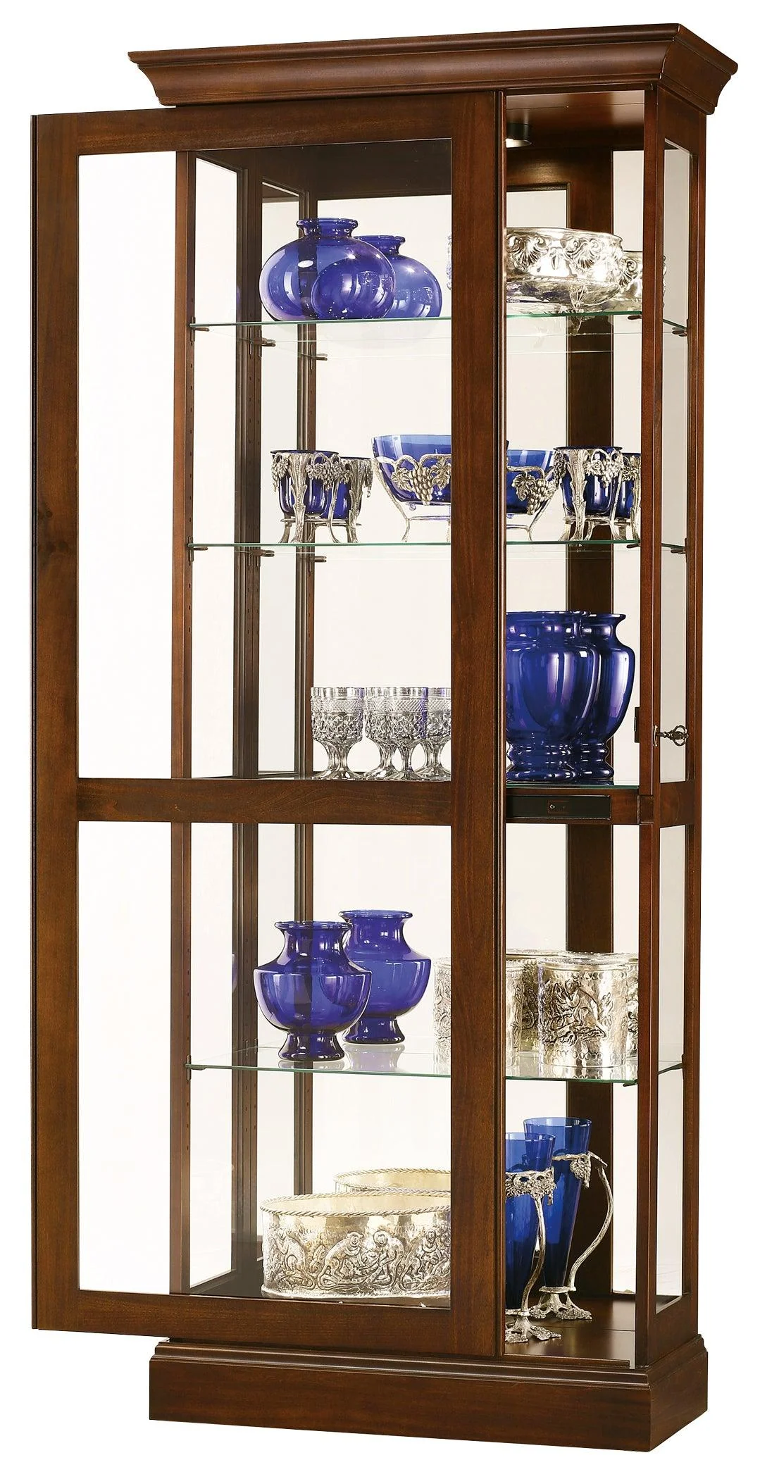 Berends IV Curio Cabinet - Remutear