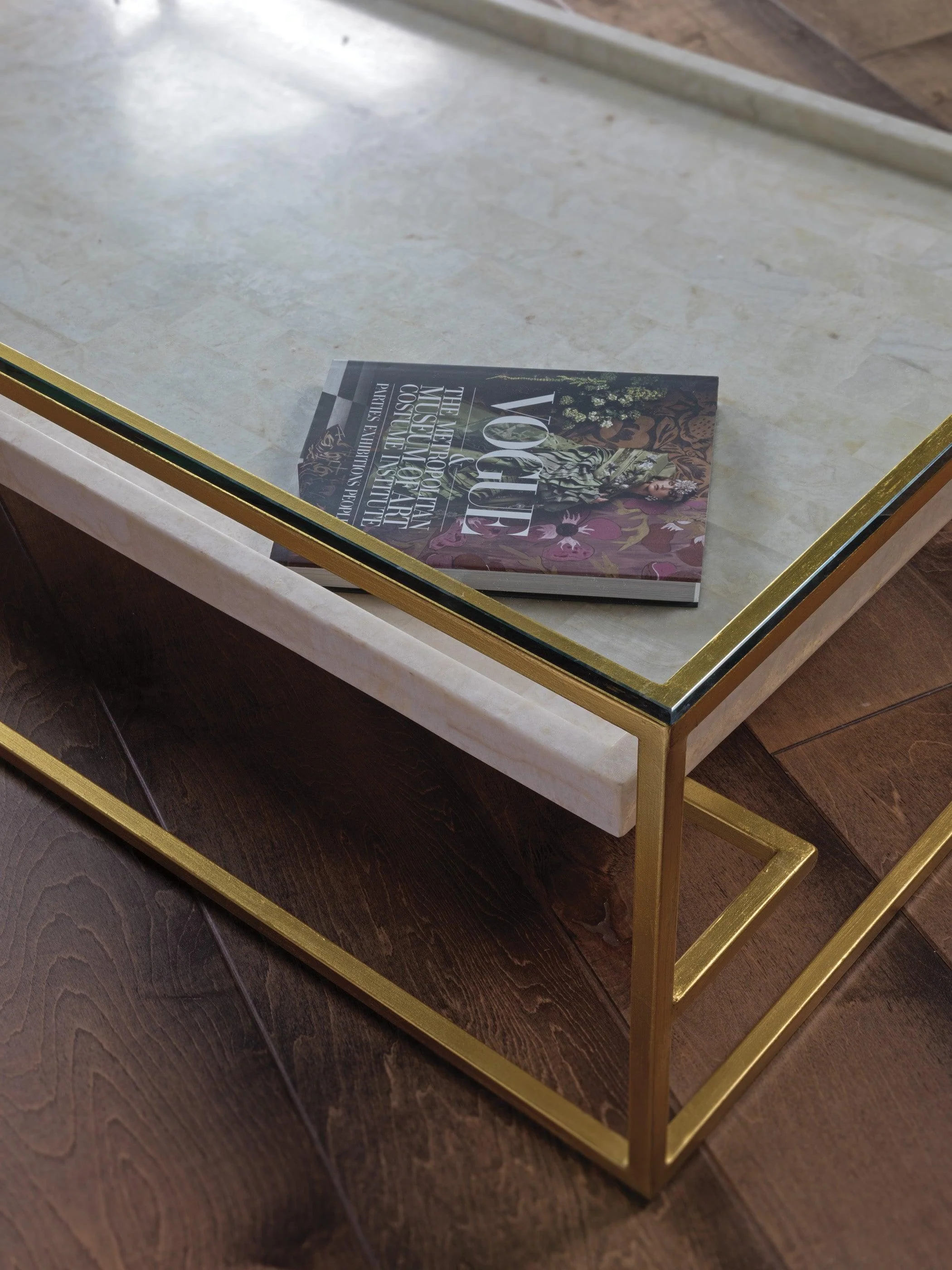 Signature Designs Cumulus Large Rectangular Cocktail Table - Remutear
