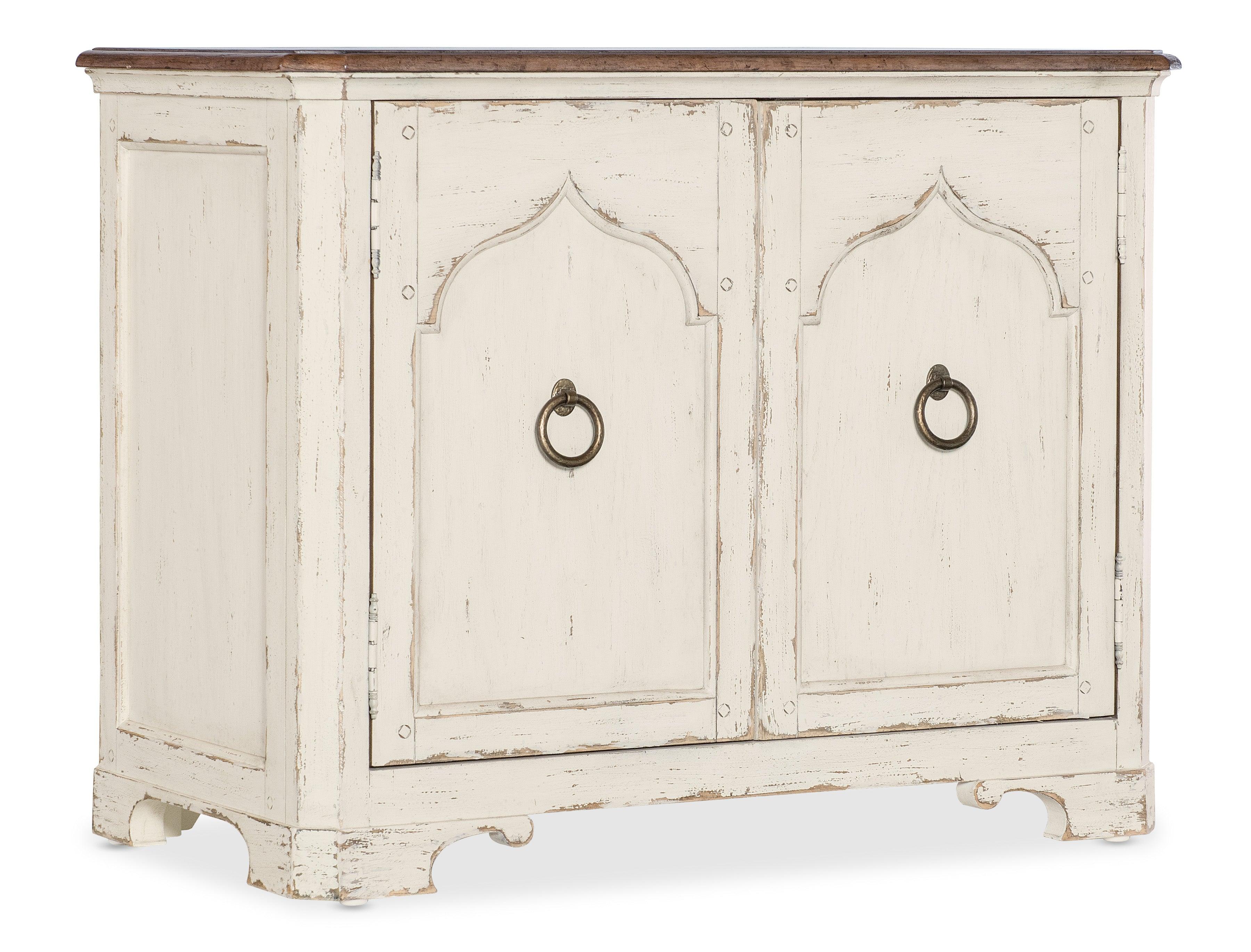 Americana Two-Door Nightstand - Daisy - Remutear
