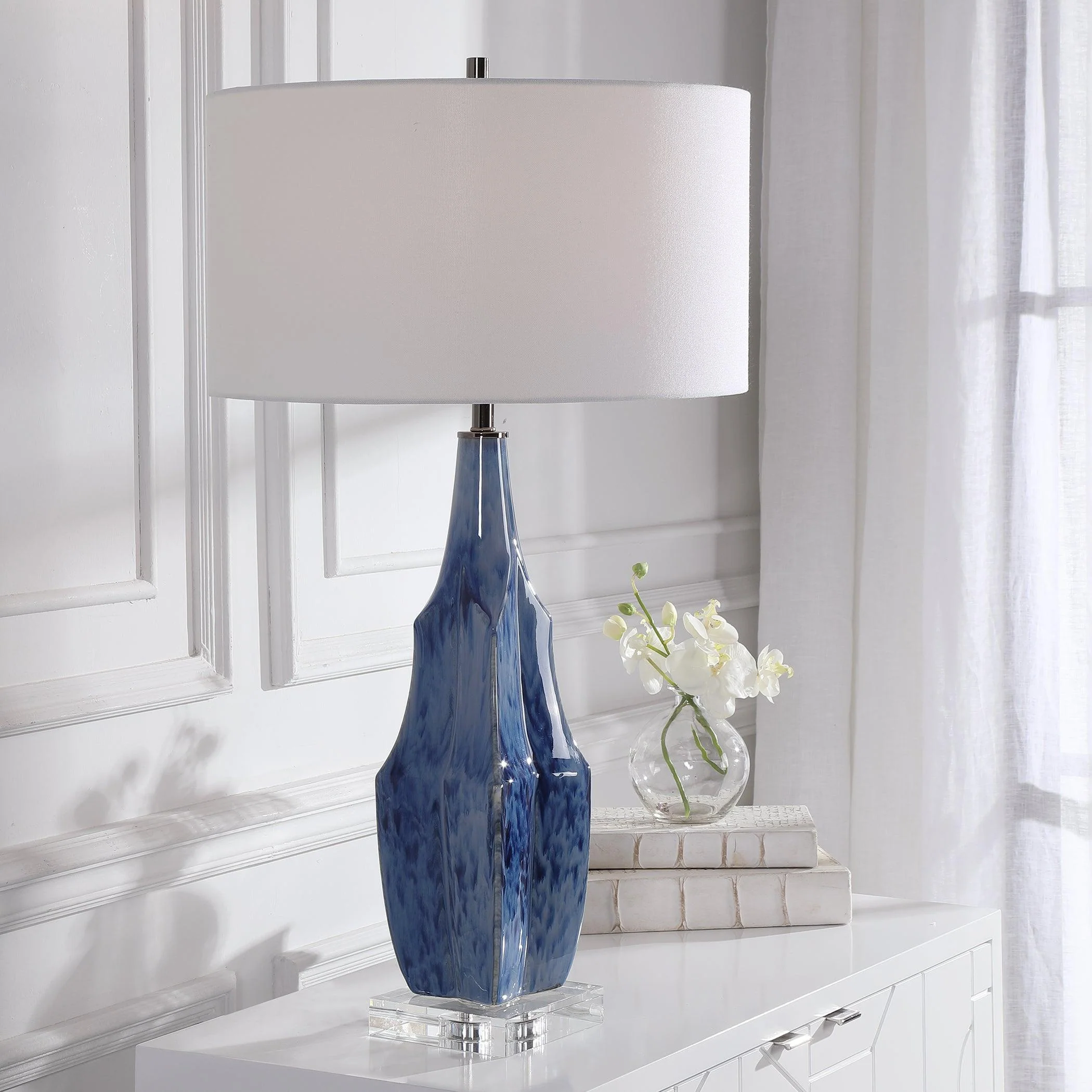EVERARD BLUE TABLE LAMP - Remutear