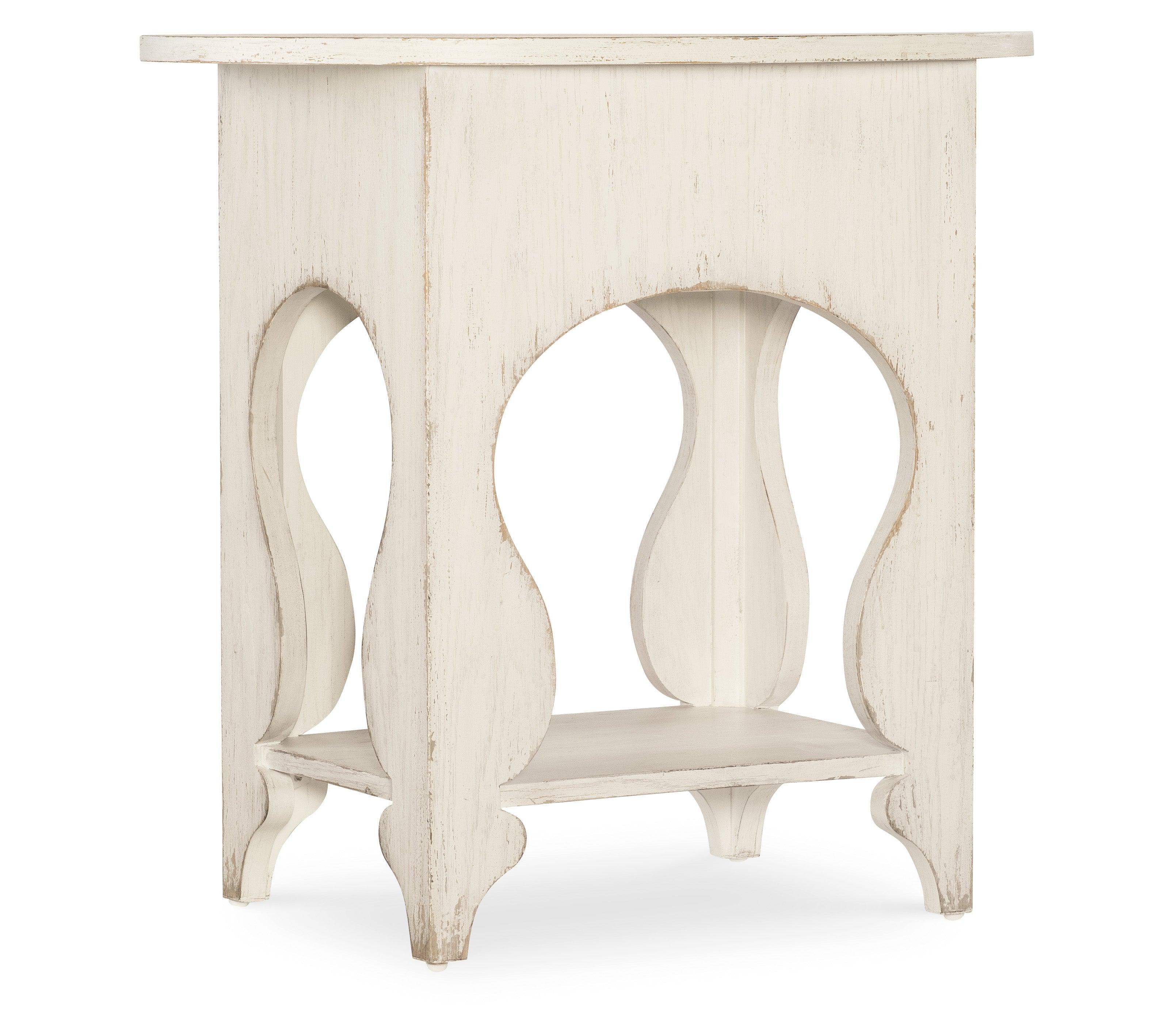 Americana One-Drawer Oval Nightstand - Daisy - Remutear