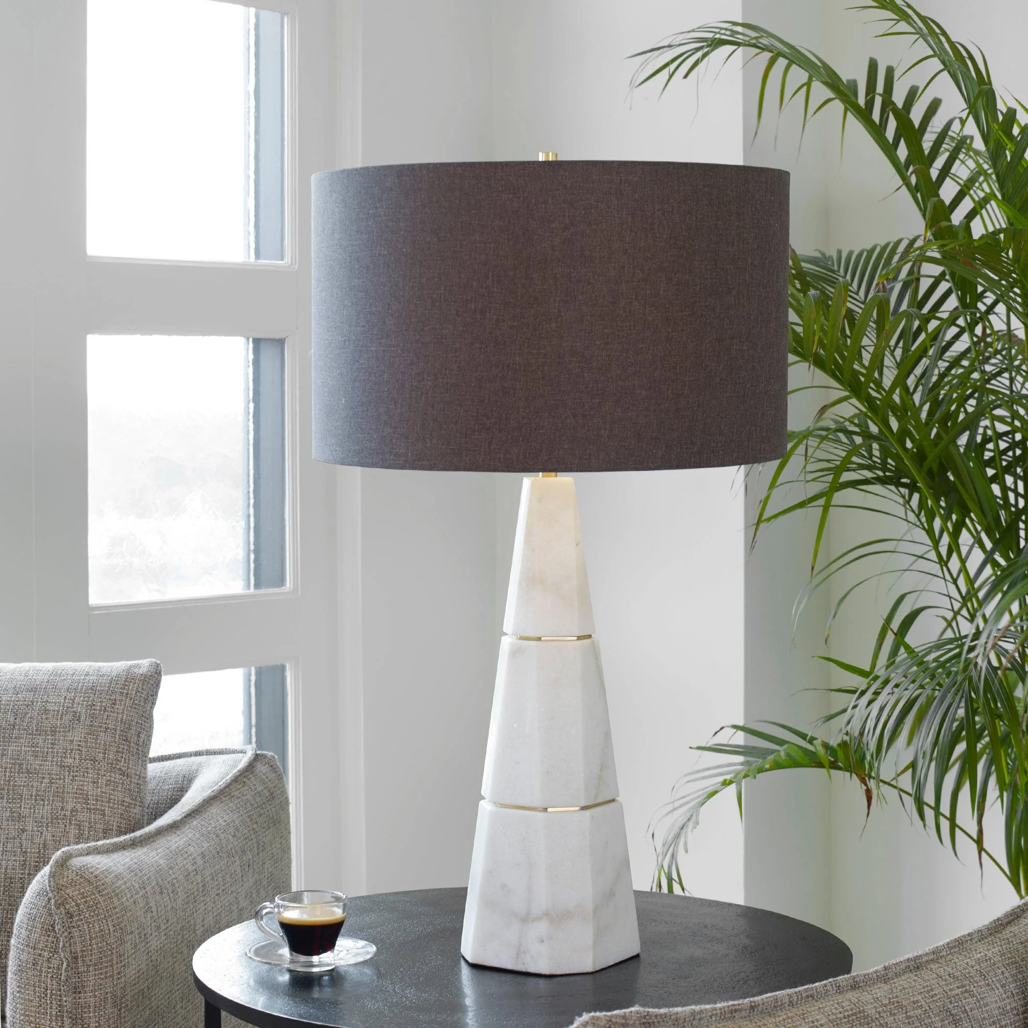 CITADEL WHITE MARBLE TABLE LAMP - Remutear