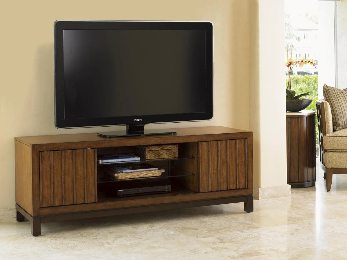 Ocean Club Intrepid Media Console - Remutear
