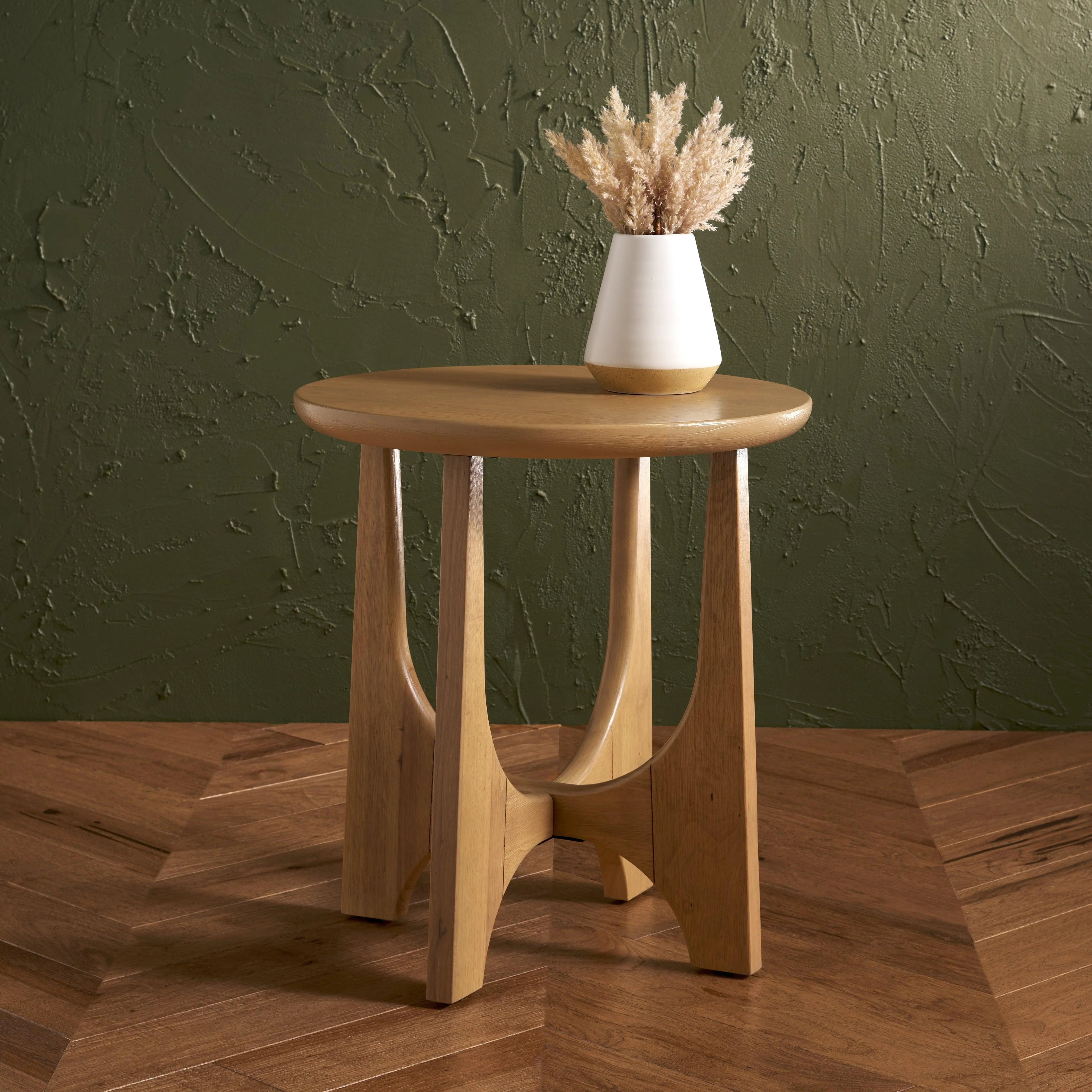 Sasha Wood Accent Table - Remutear