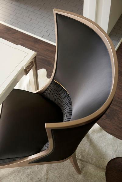 POP YOUR COLLAR CHAIR BLACK - Remutear
