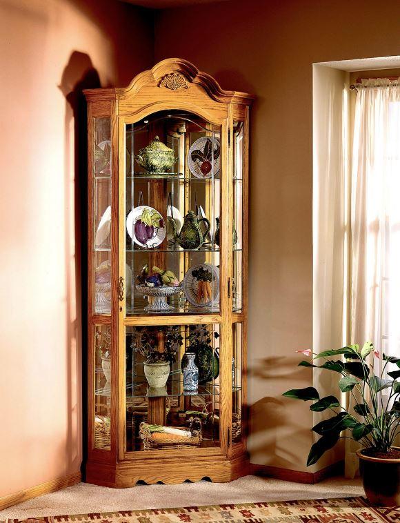 Wilshire Corner Curio Cabinet - Remutear
