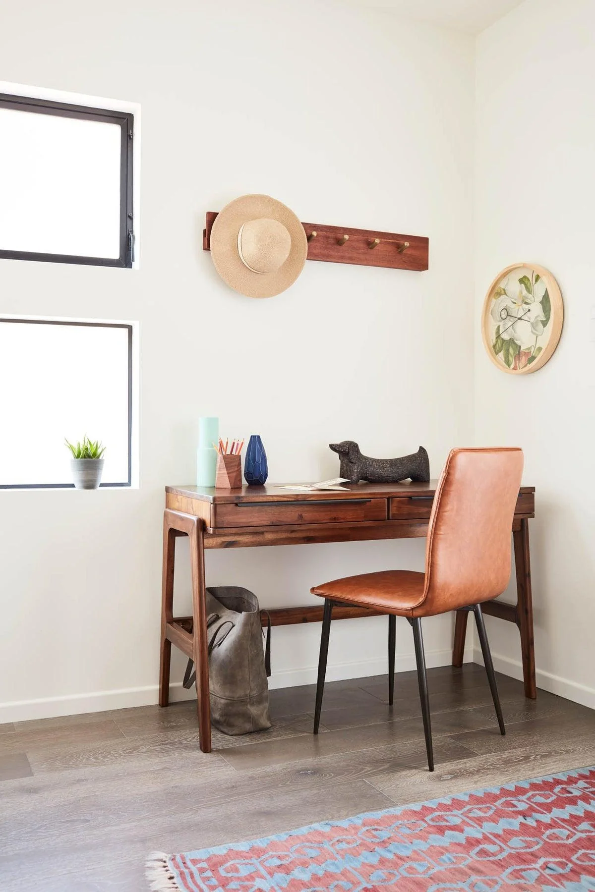Remix Writing Desk - Remutear