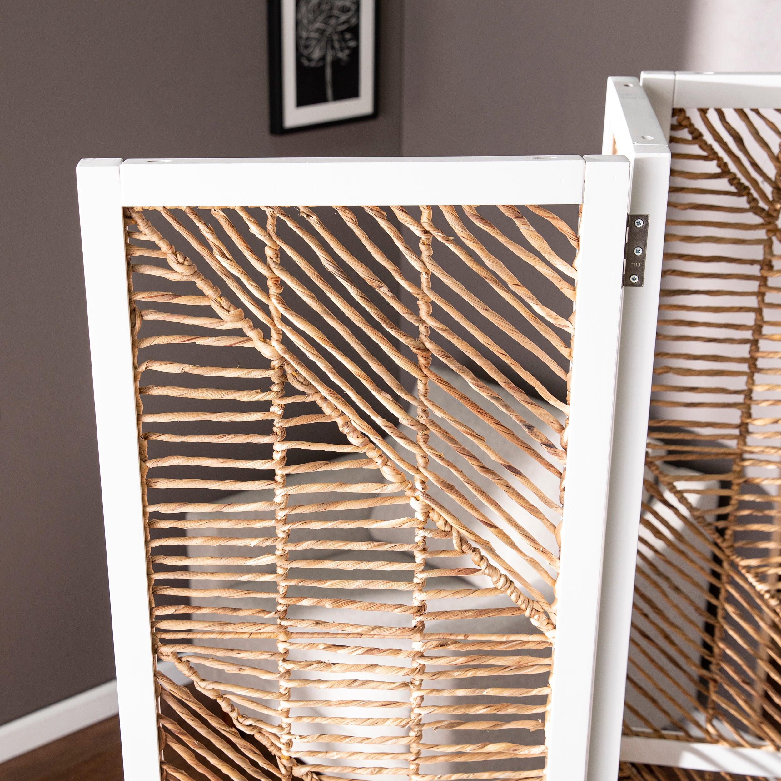 Quilino Woven Room Divider/Screen - Remutear