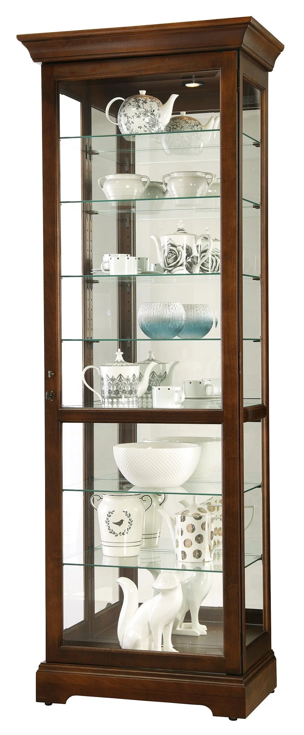 Chesterbrook Curio Cabinet - Remutear