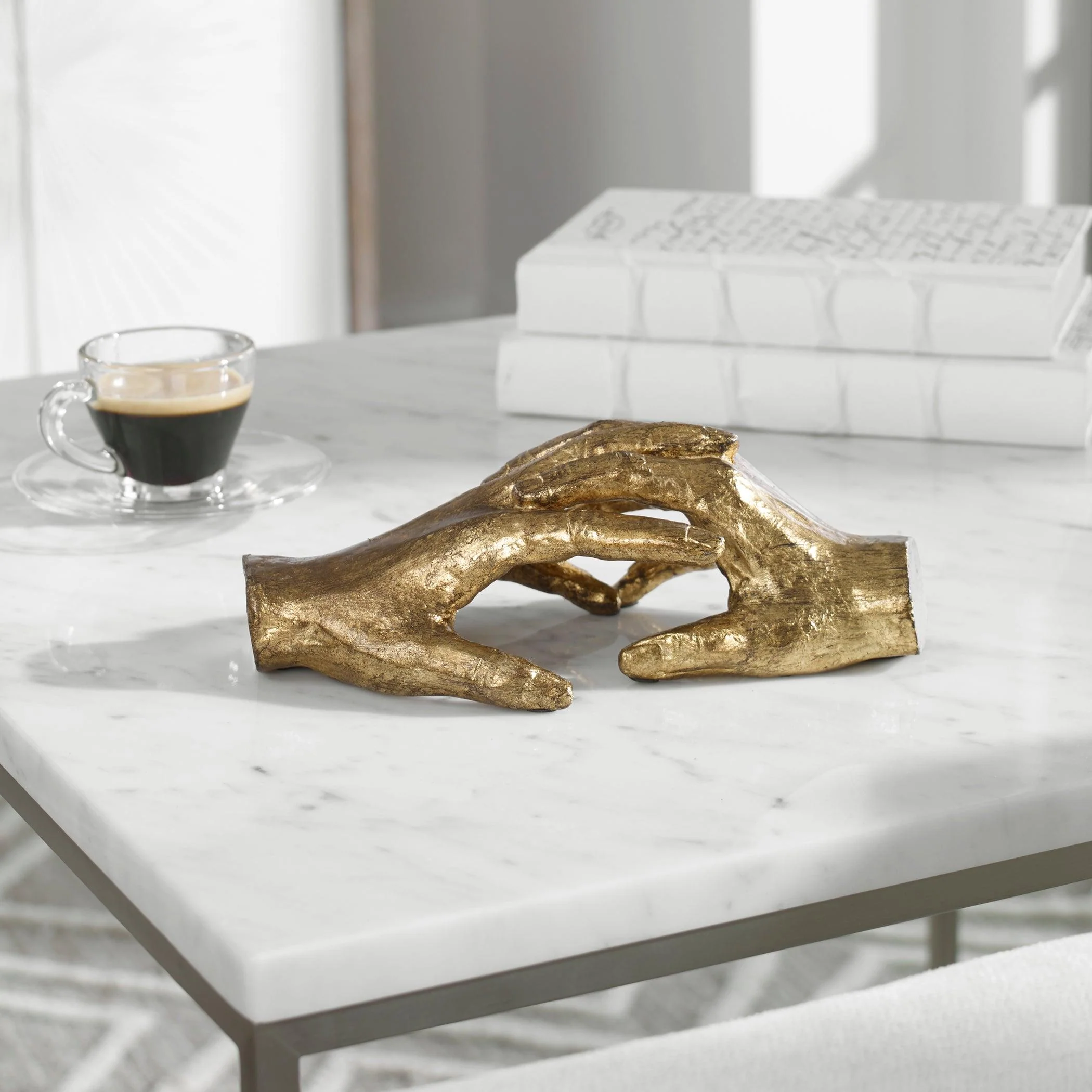 HOLD MY HAND GOLD SCULPTURE - Remutear
