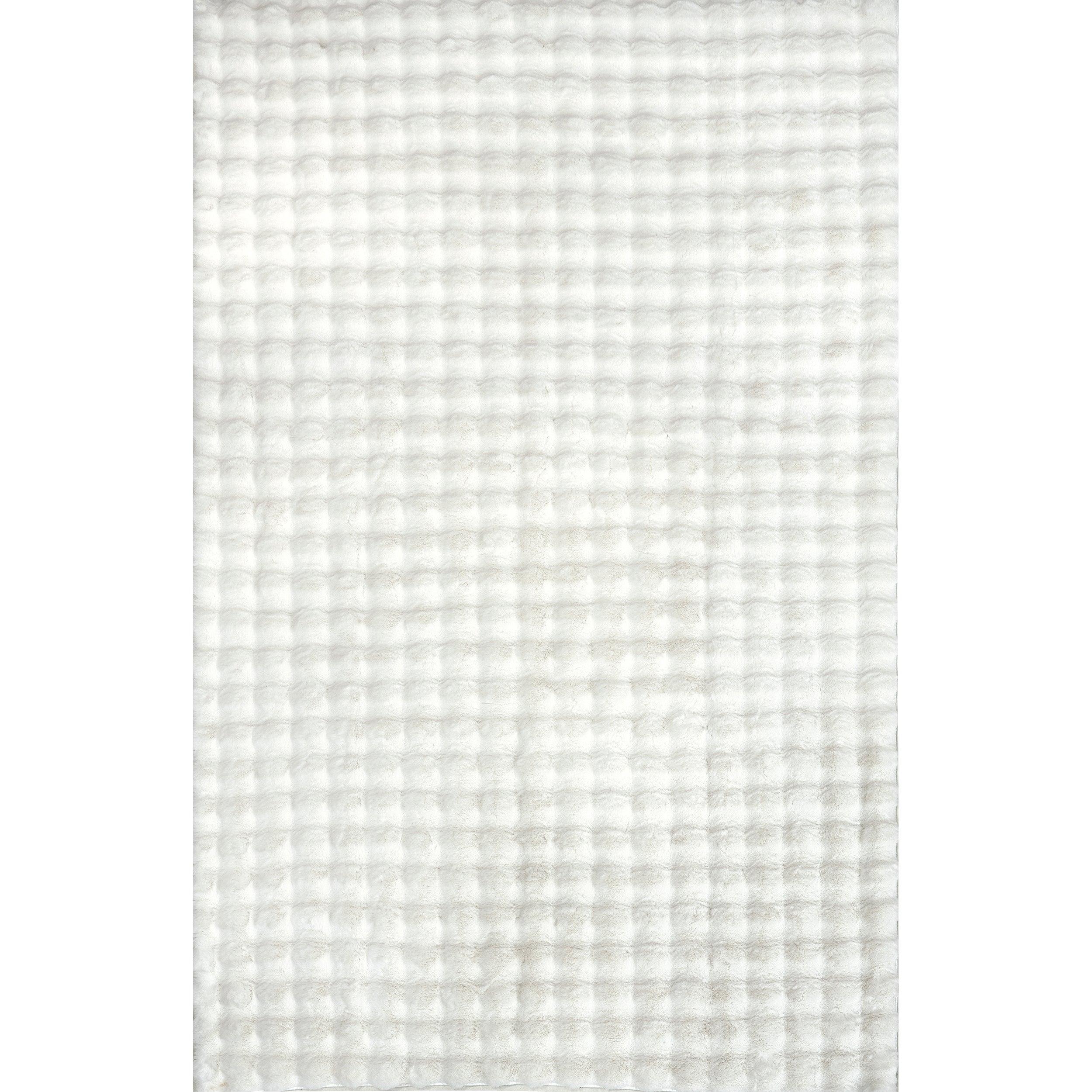 Jeni Solid Faux Rabbit Machine Washable Area Rug - Remutear