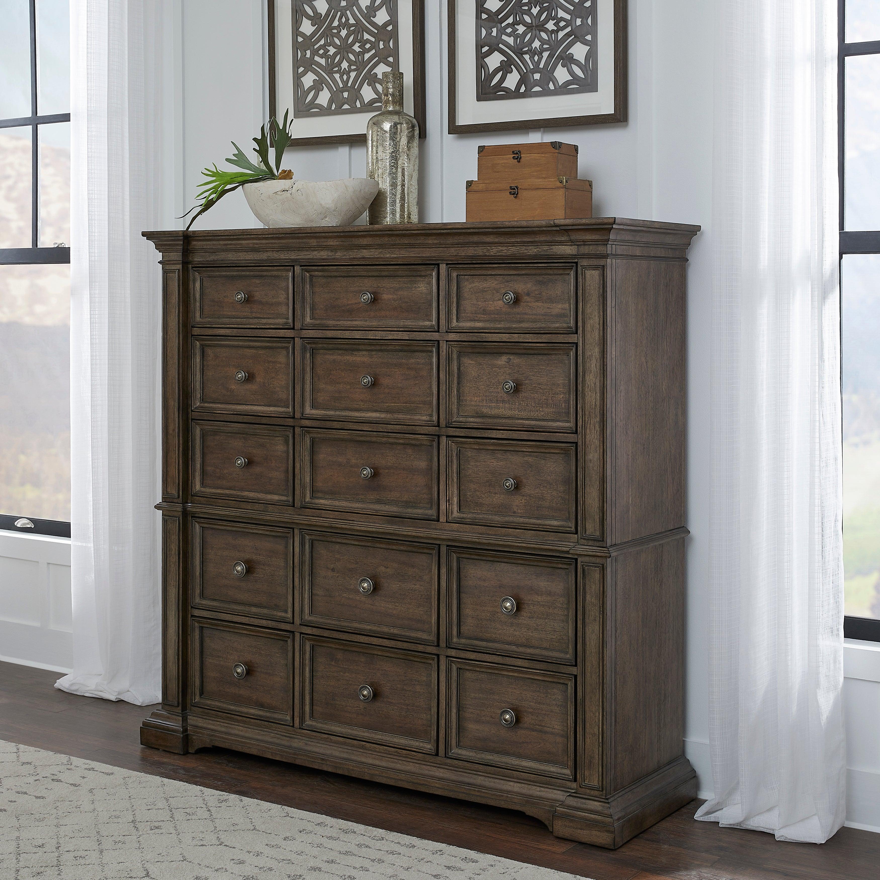 Woodbury 15-Drawer Master Dresser - Remutear