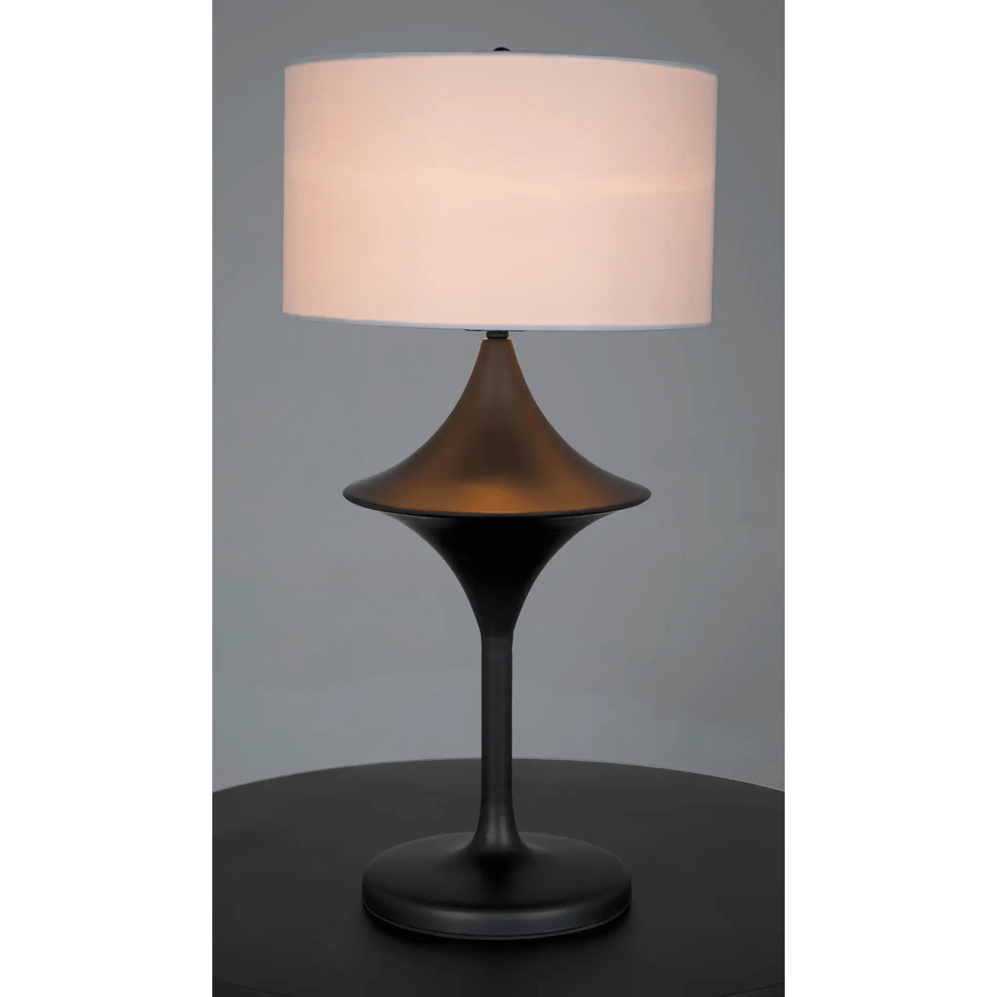 Wilder Lamp with Shade - Remutear
