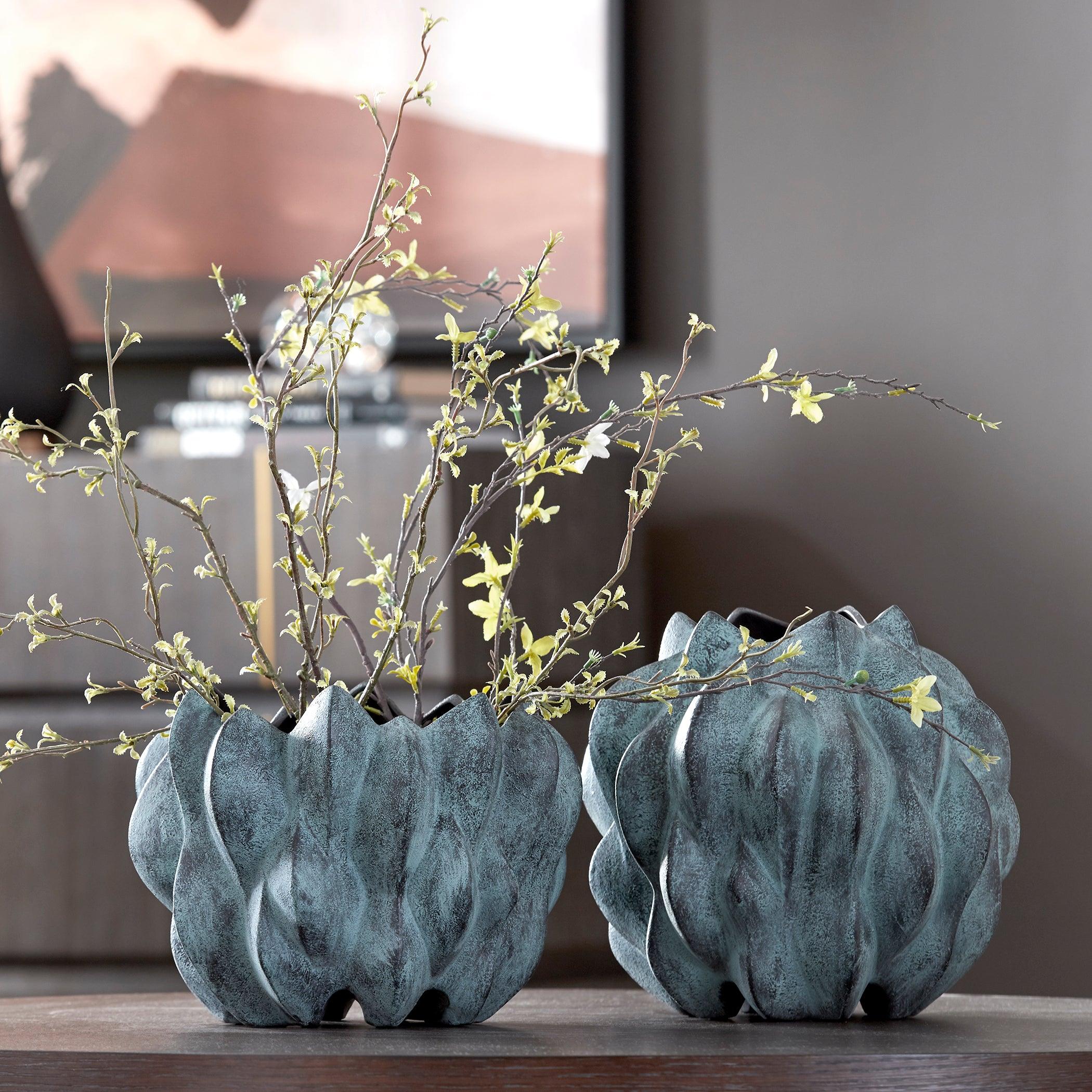 Verdant Bronze, Vases, S/2 - Remutear