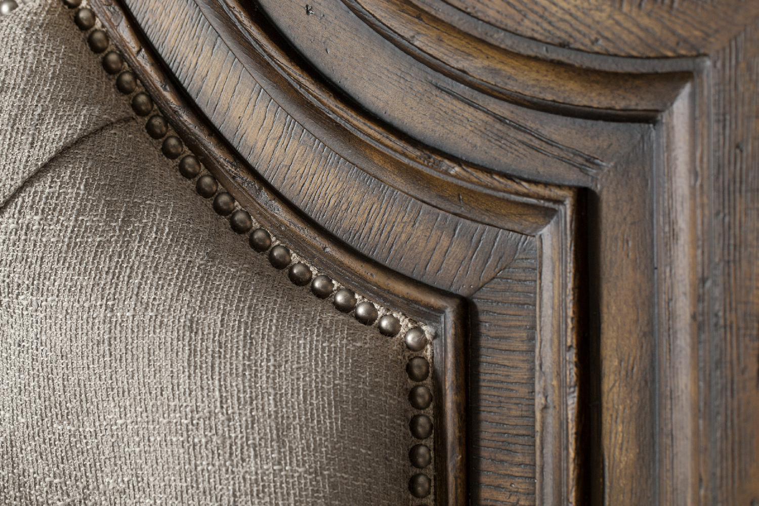 Fair Oaks Upholstered Bed - Remutear