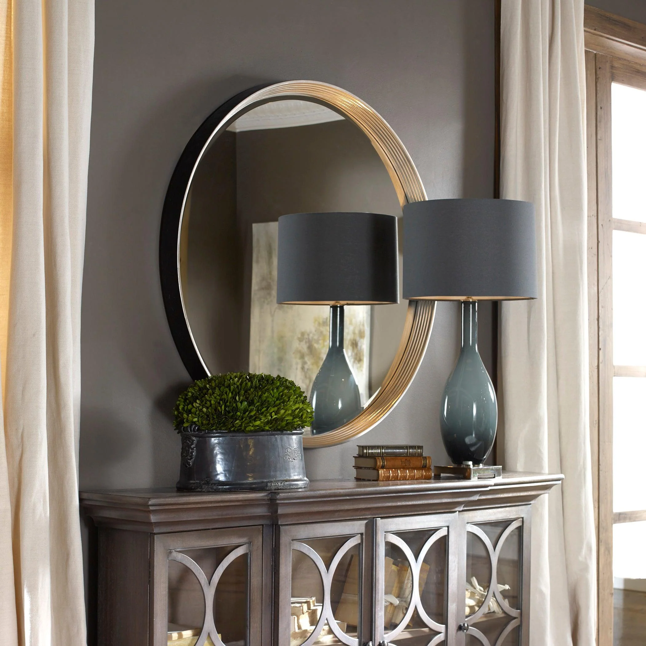 SERENZA ROUND SILVER MIRROR - Remutear