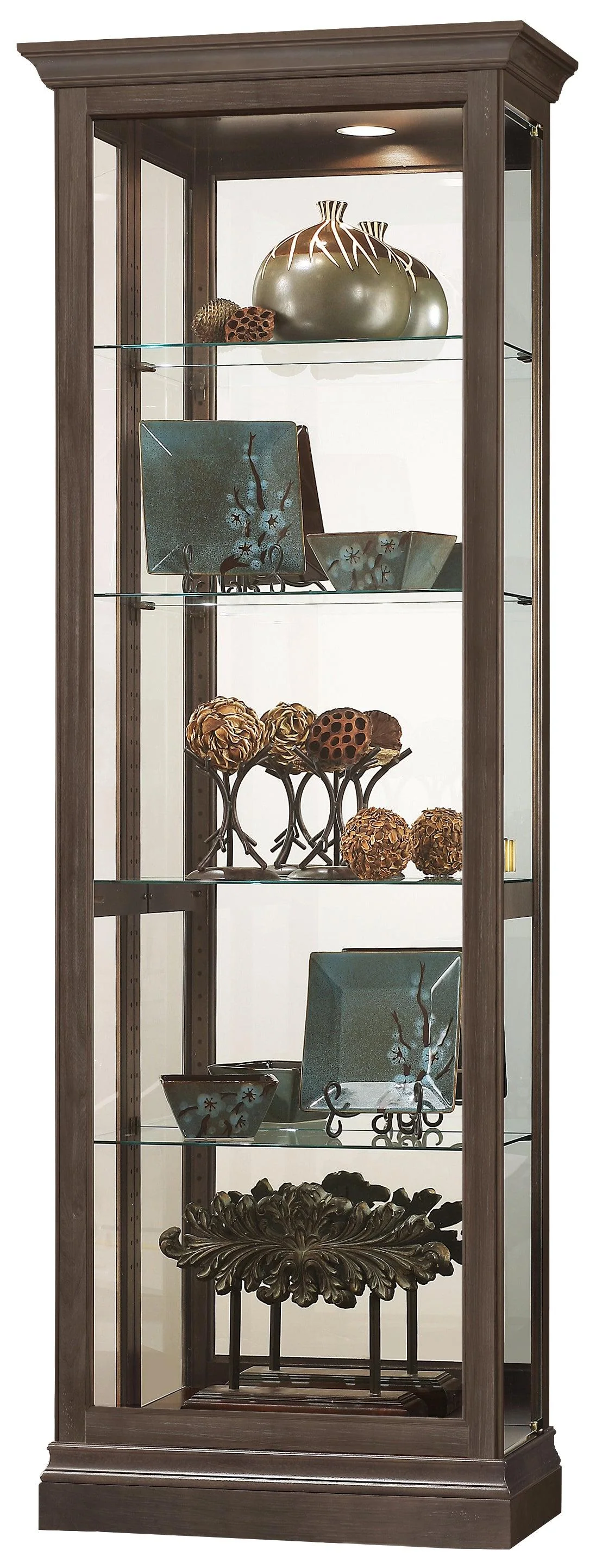 Brantley III Curio Cabinet - Remutear