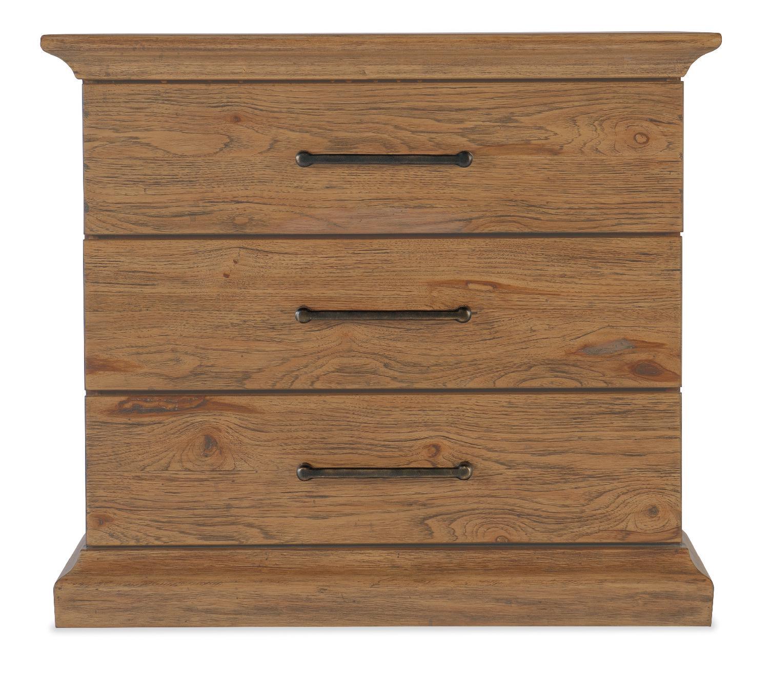 Big Sky Three Drawer Nightstand 2 - Remutear