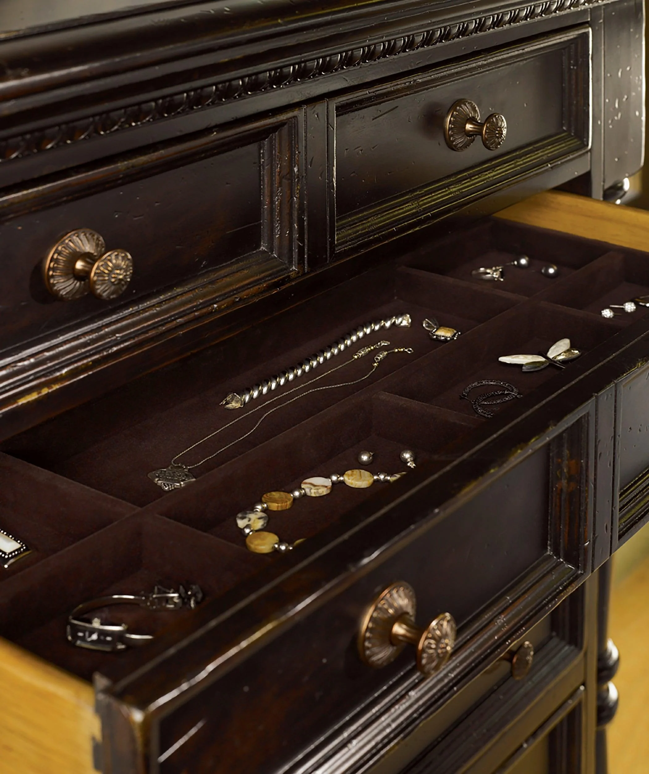 Kingstown Stony Point Dressers - Remutear