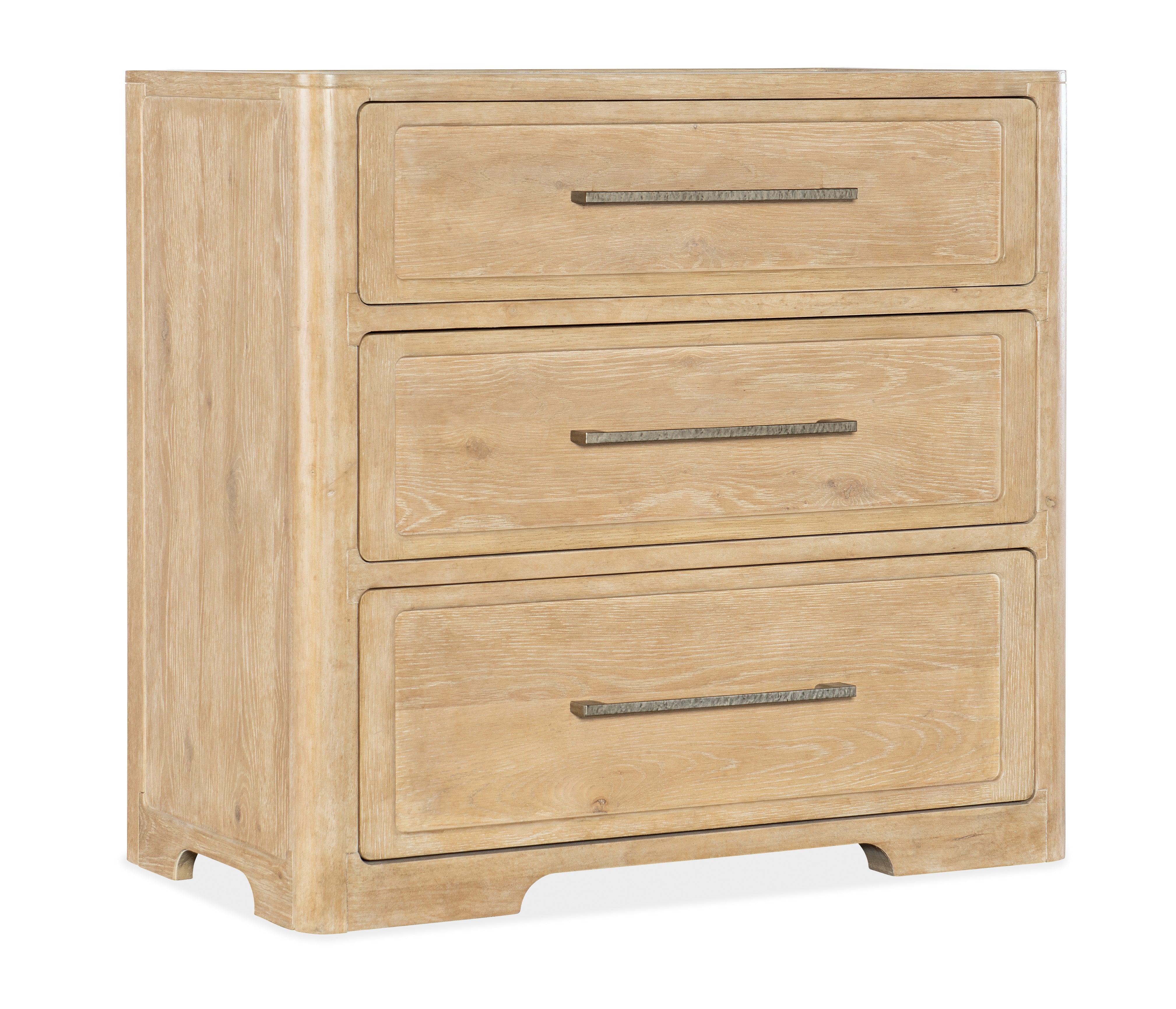Retreat Three-Drawer Nightstand - Remutear