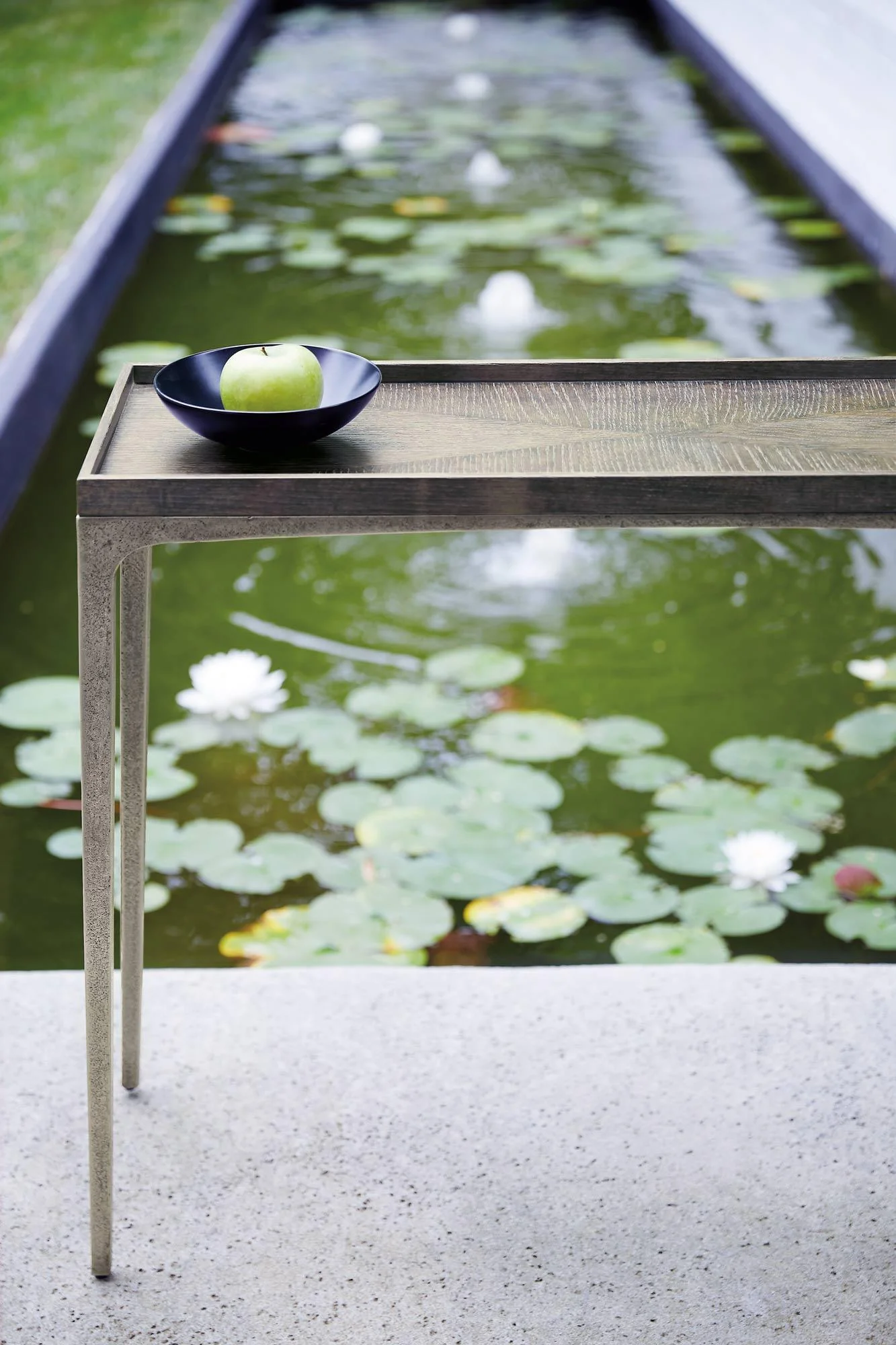 LINEA CONSOLE TABLE - Remutear