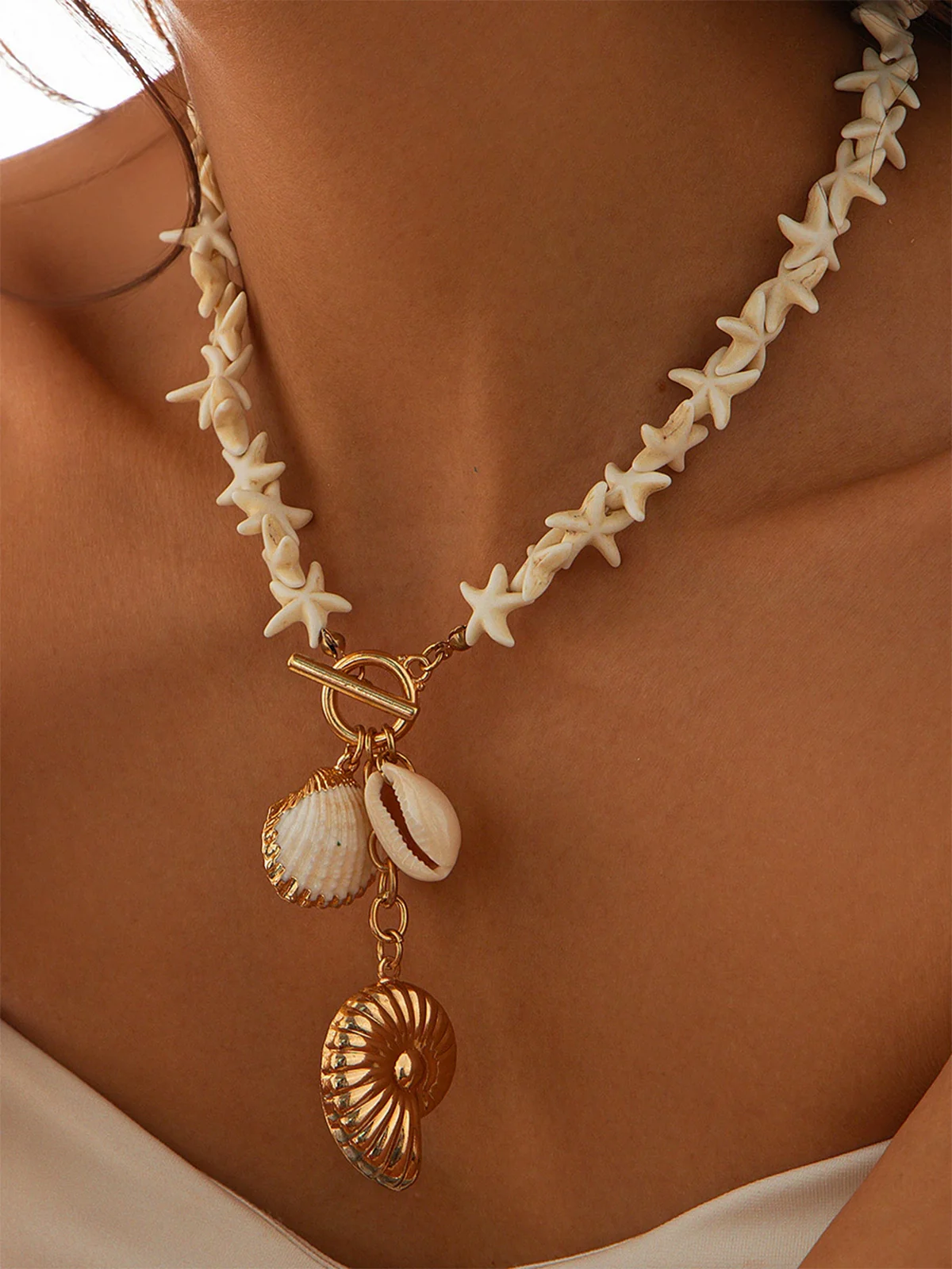 Starfish & Shell Pendant Beaded Necklace - Remutear
