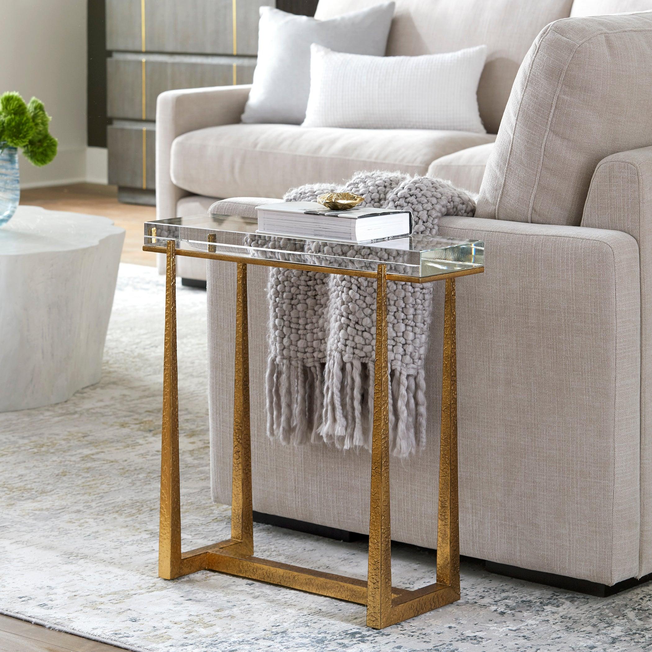 Midas Thick Crystal Accent Table - Remutear