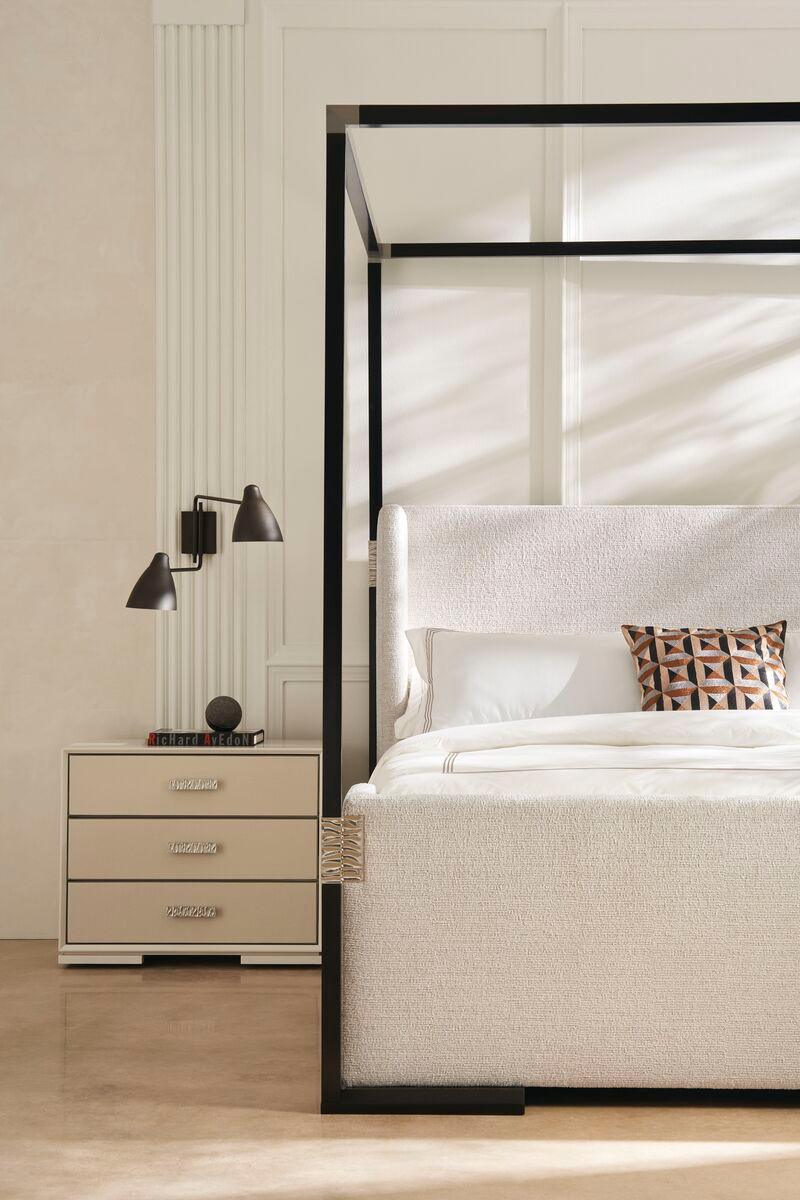 Classic Silver Lining Nightstand - Remutear