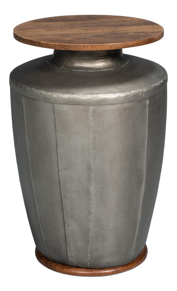 Foundry Iron Round Accent Table - Remutear
