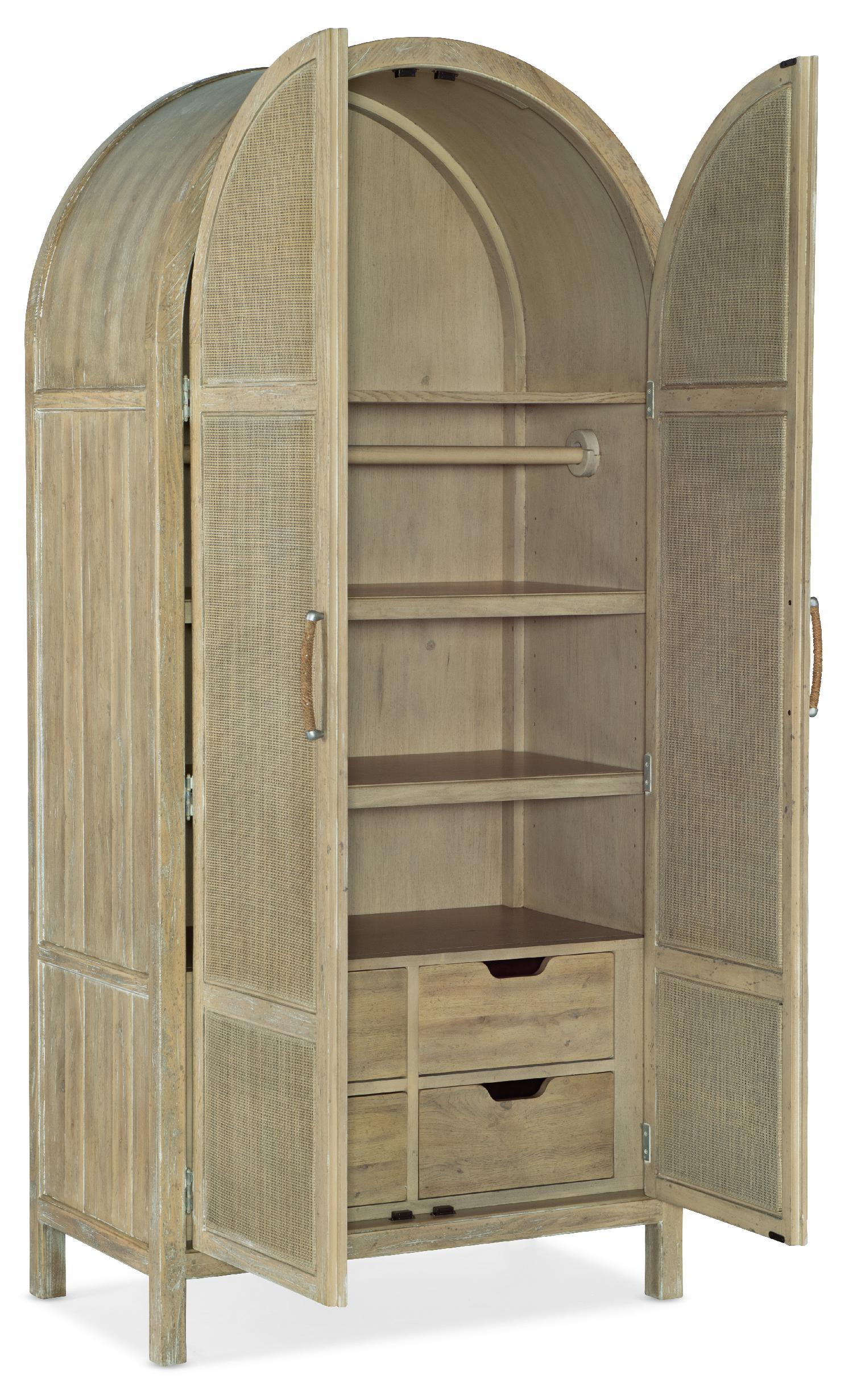 Surfrider Wardrobe - Remutear