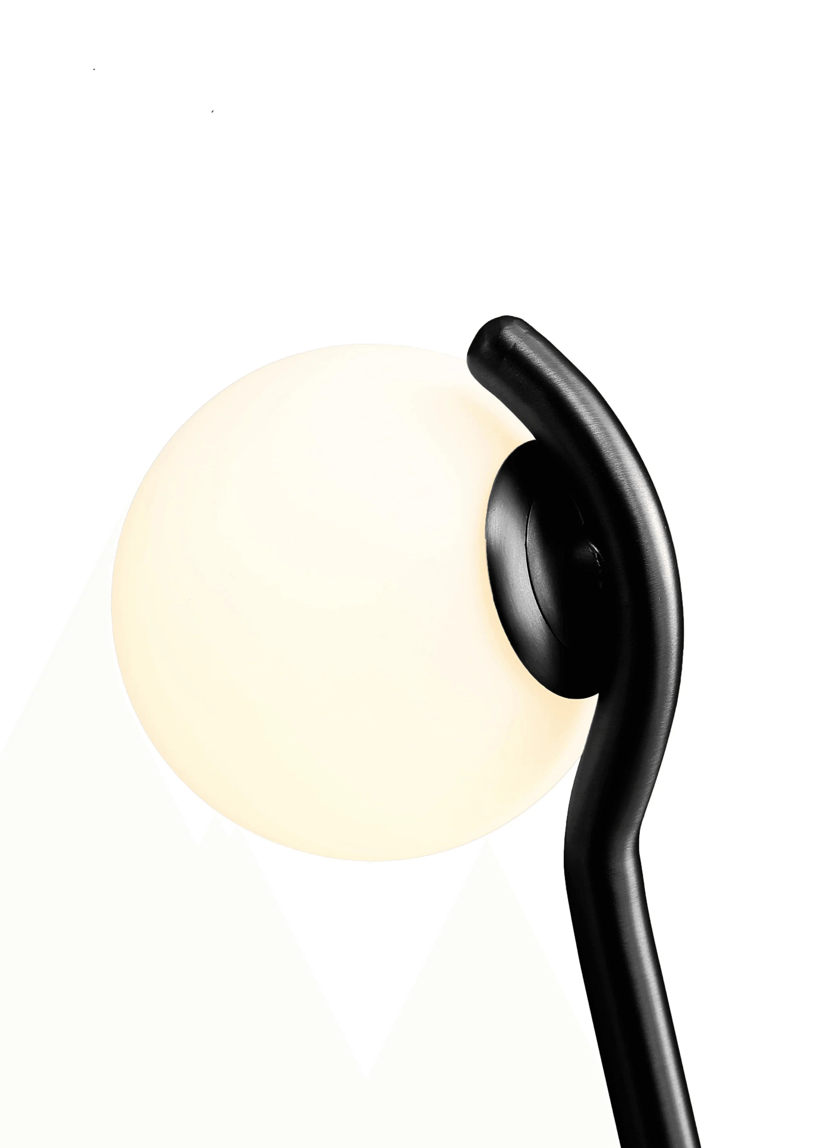 PLUTO Table Lamp - Remutear