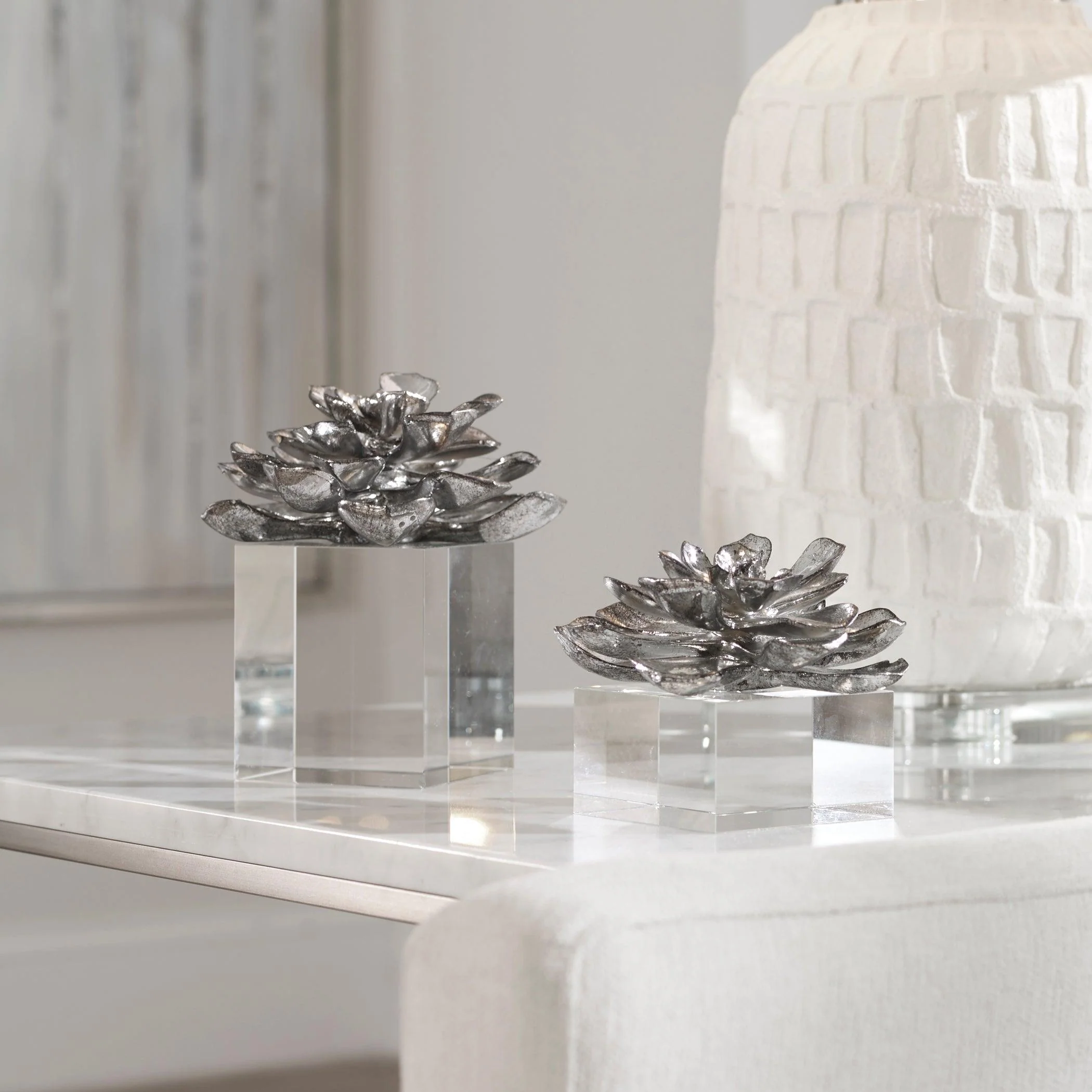 Indian Lotus Metallic Silver Flowers S/2 - Remutear