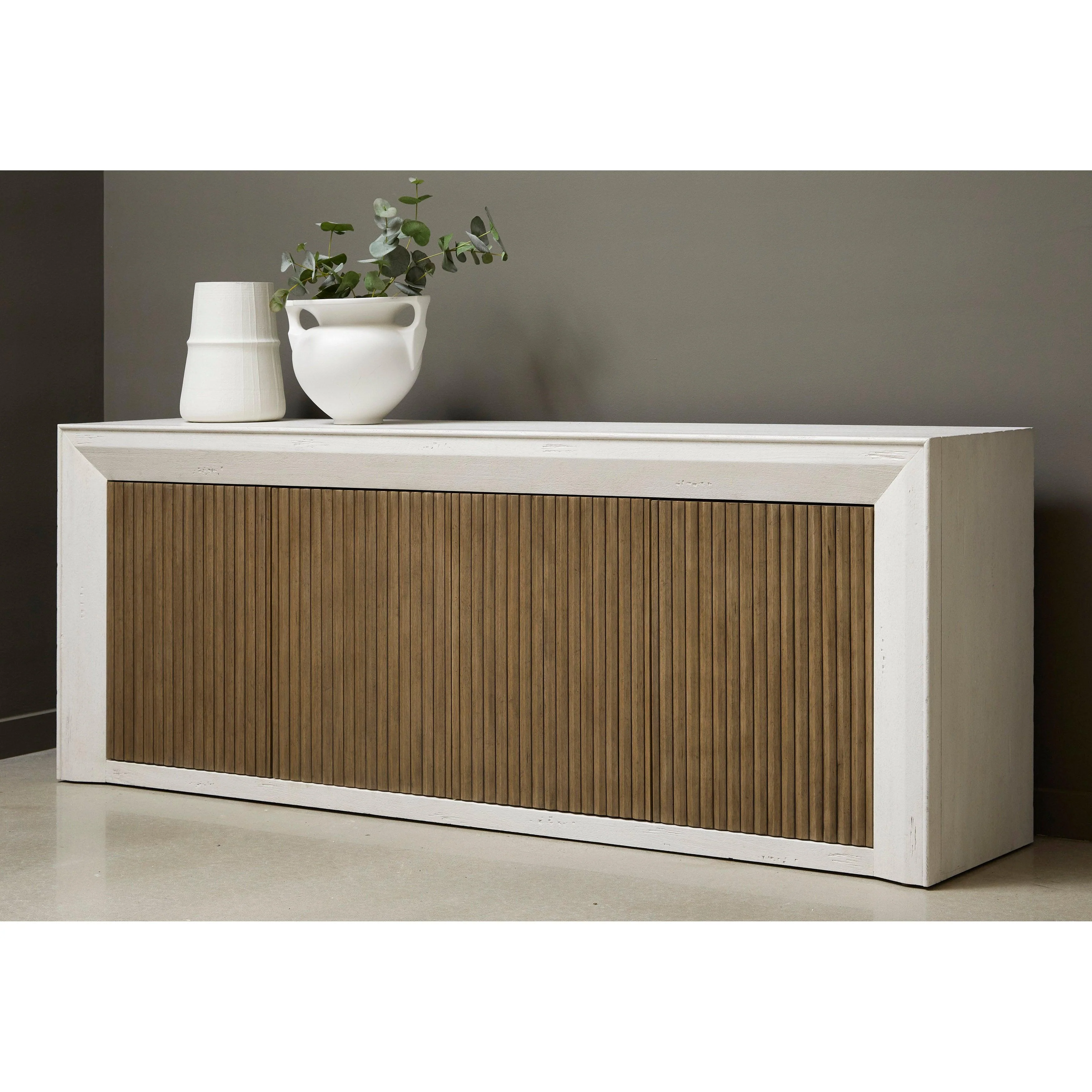 4 Door Storage Console - Remutear