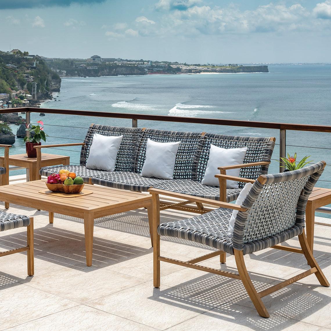 Catherine Club Sofa - Remutear