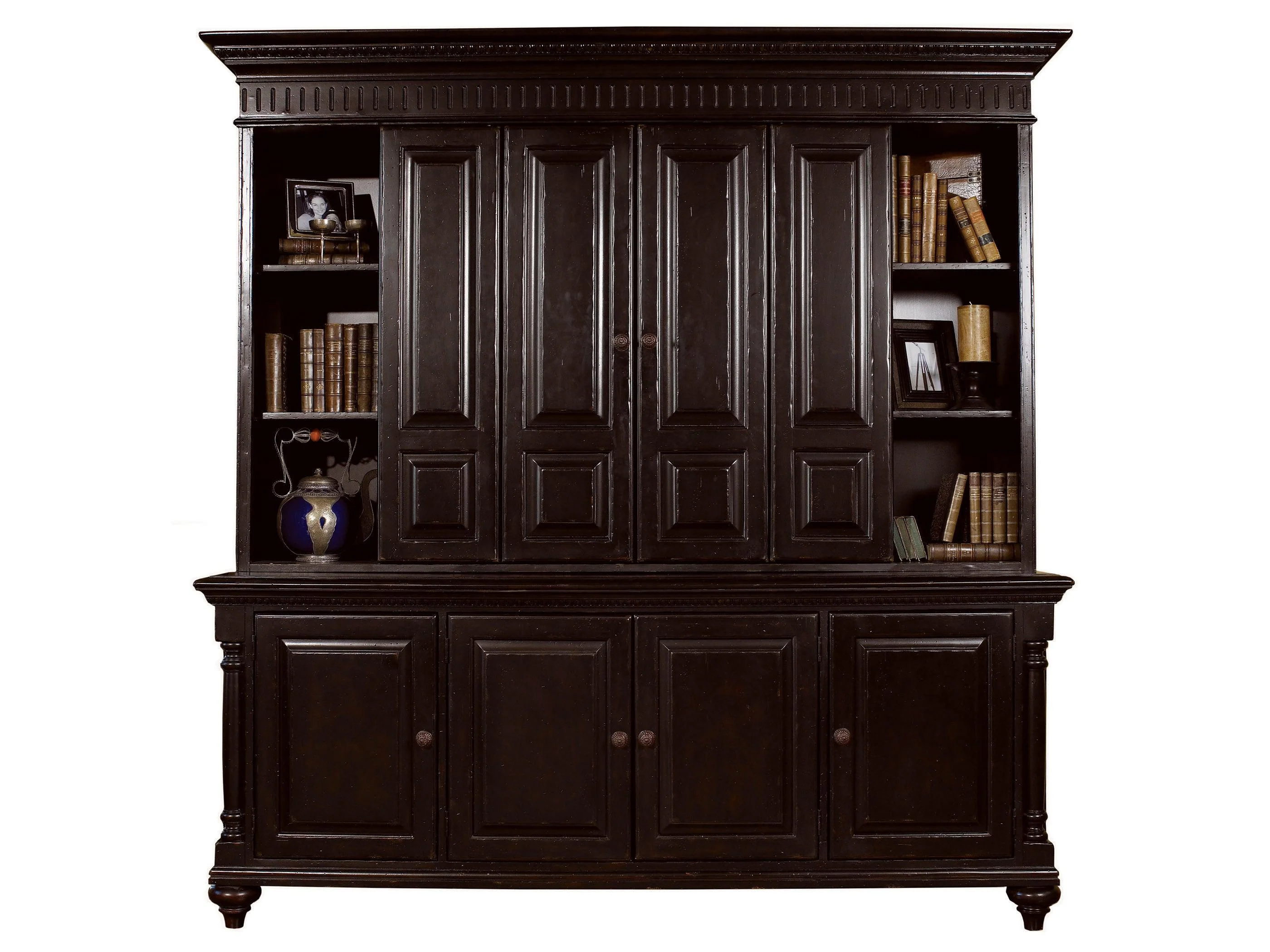 Kingstown Wellington Media Console - Remutear