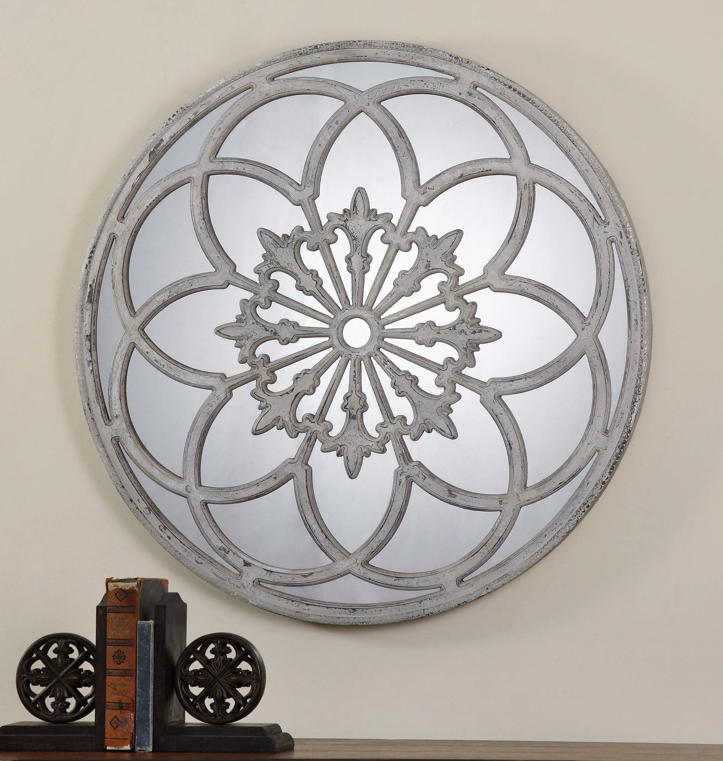 Conselyea Round Mirror - Remutear