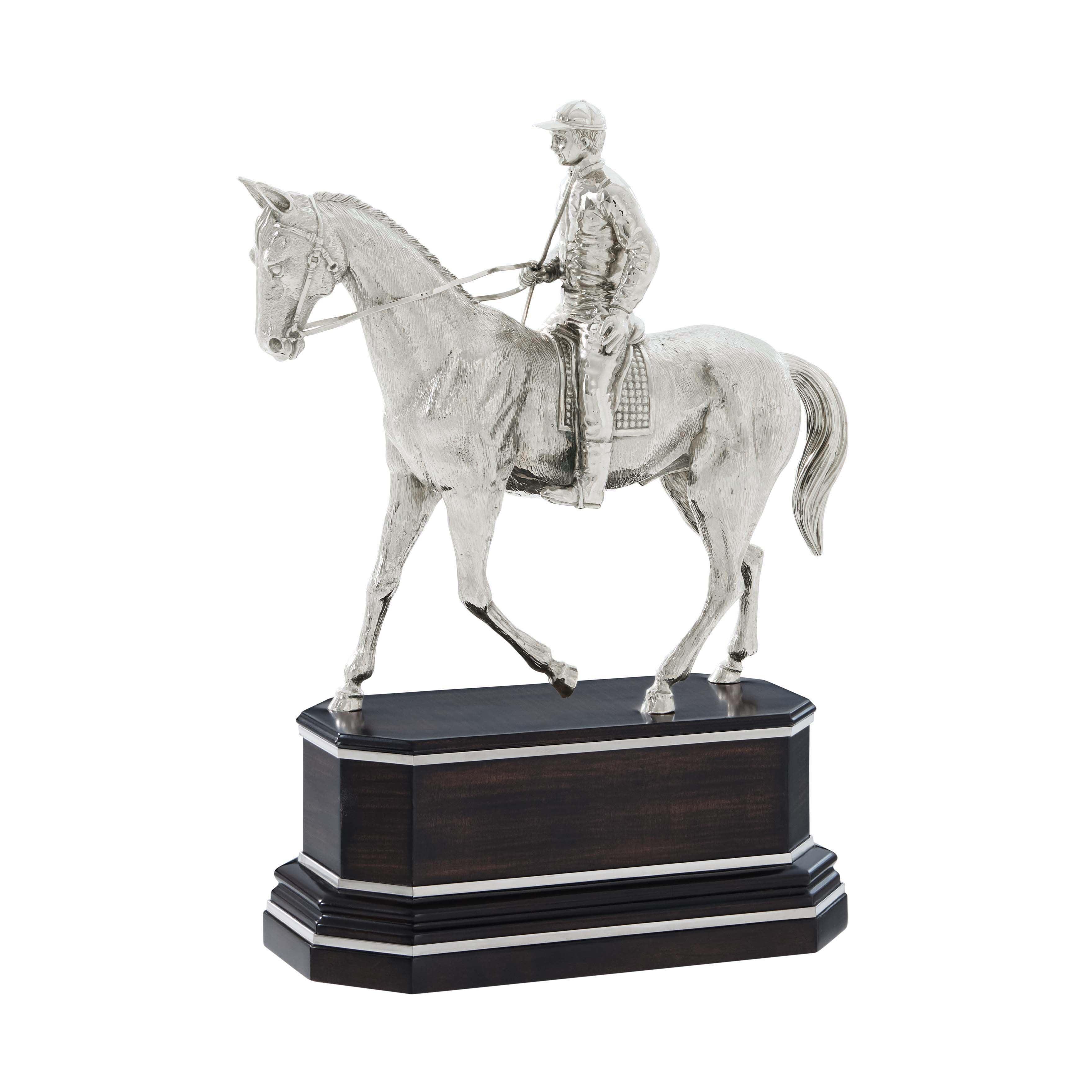 Thoroughbred Sculpture - Remutear