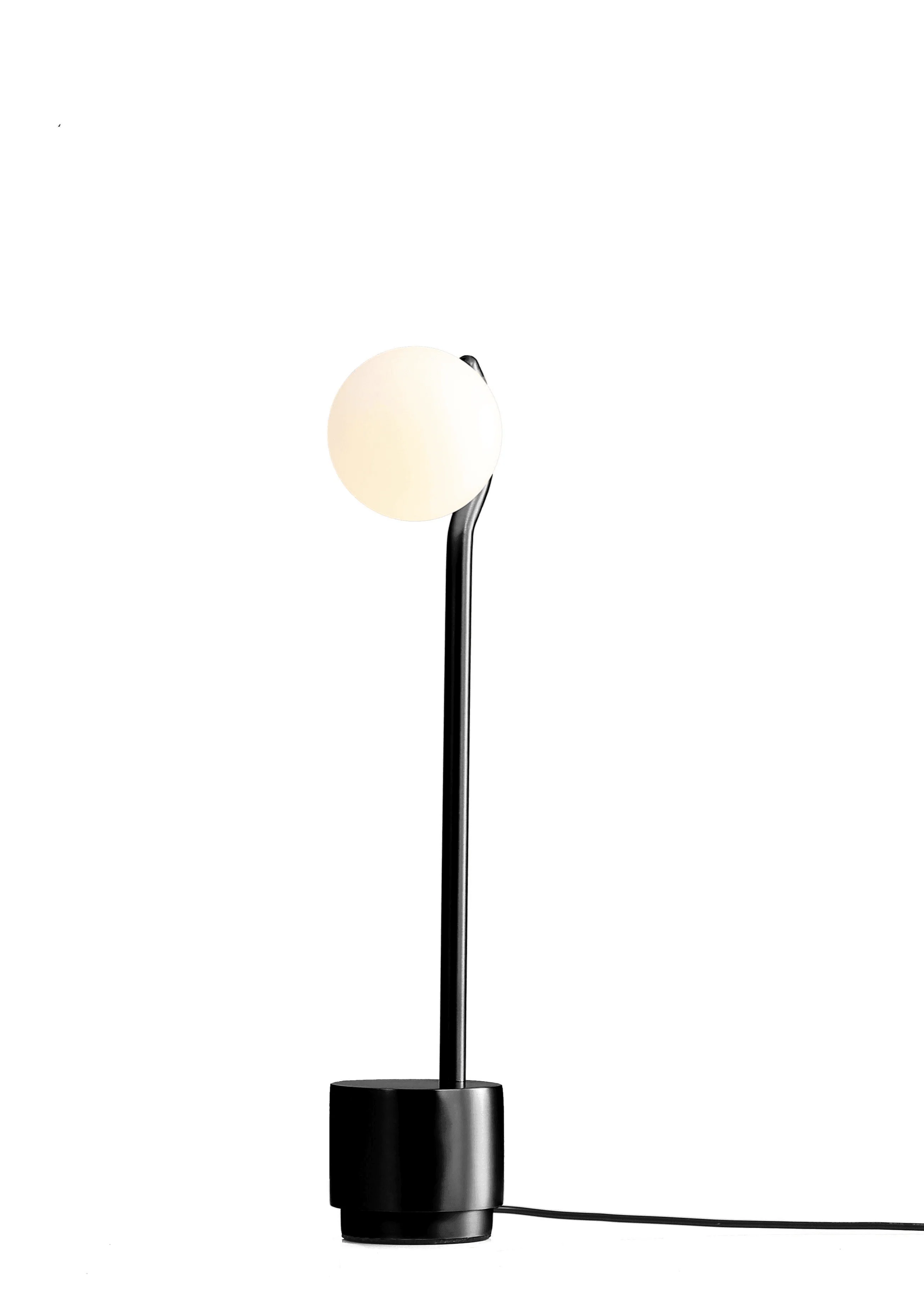 PLUTO Table Lamp - Remutear