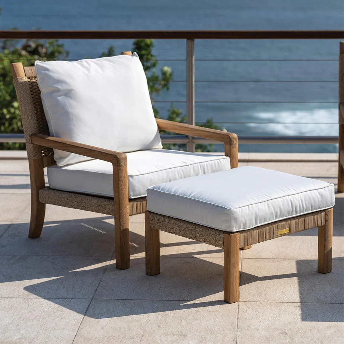 Hudson Deep Seating Lounge Chair - Remutear