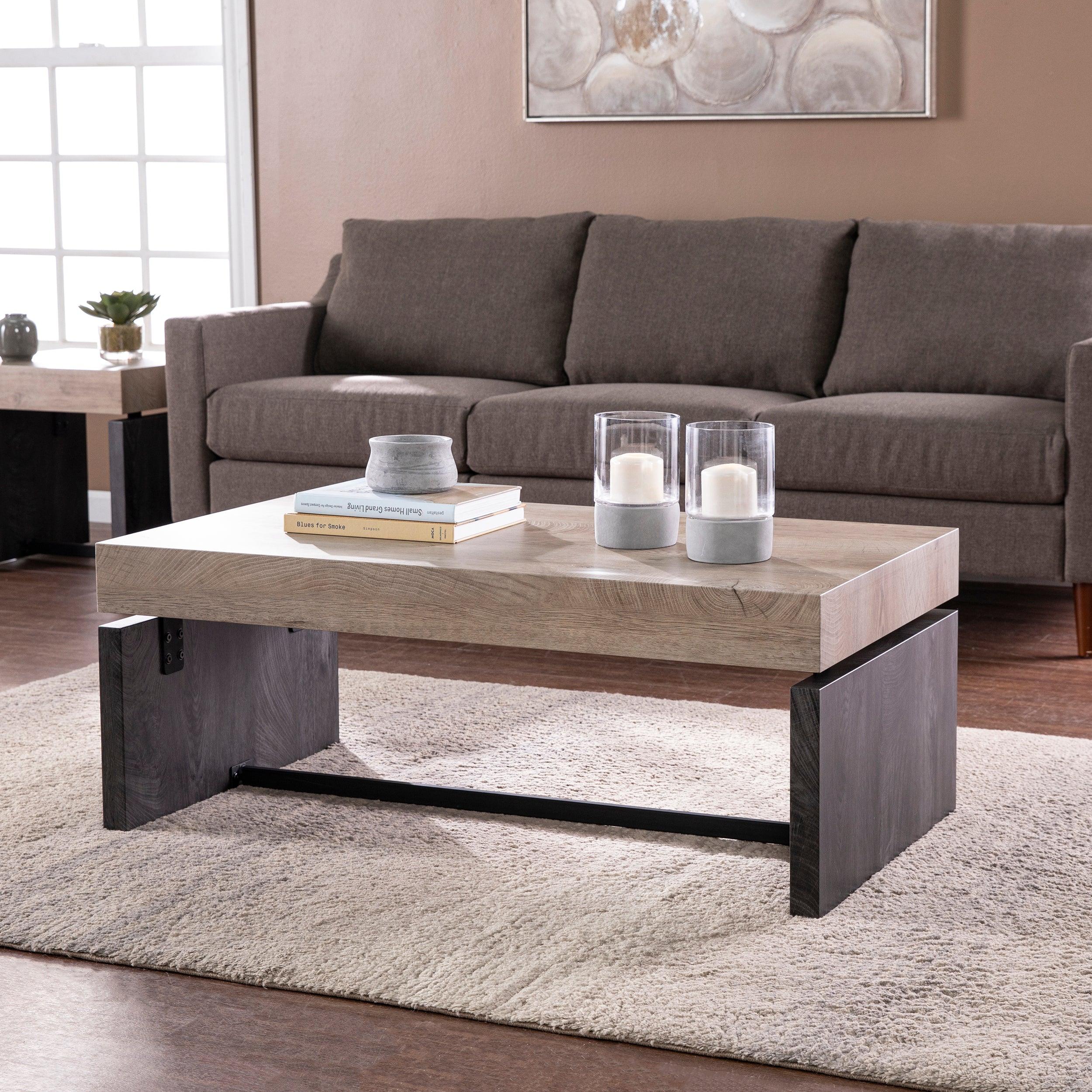 Hapsford Cocktail Table - Remutear