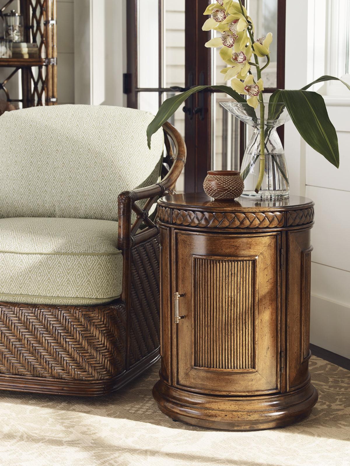 Bali Hai Belize Round End Table - Remutear
