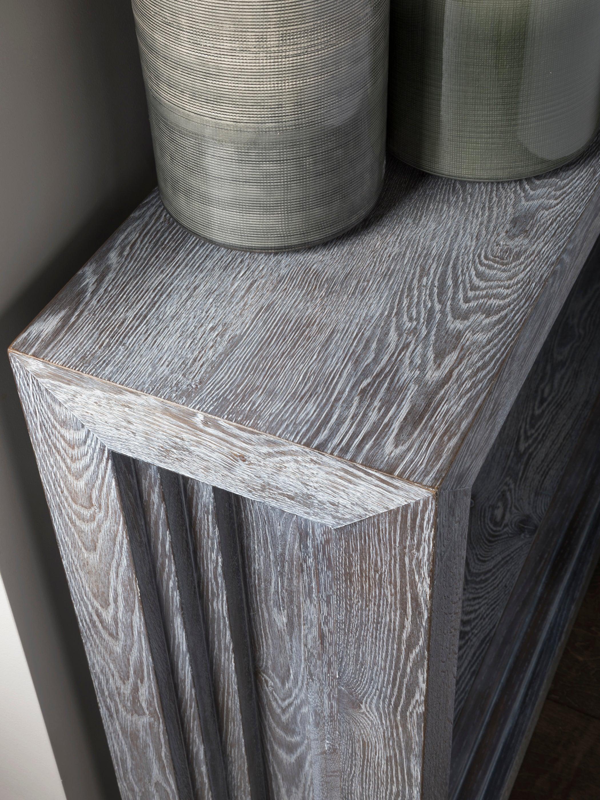 Signature Designs Accolade Console - Remutear