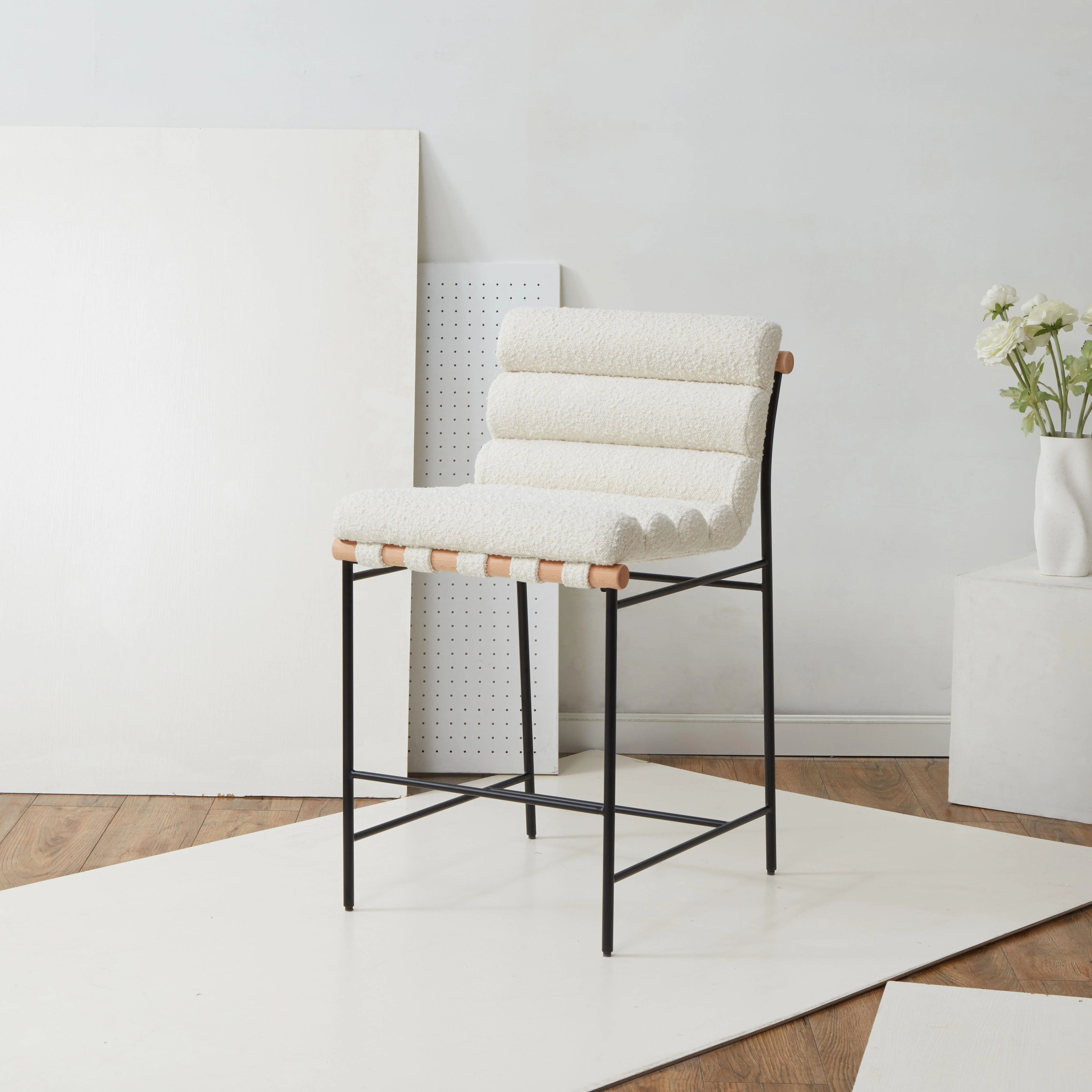 Macibella Channel Tufted Boucle Counter Stool - Remutear