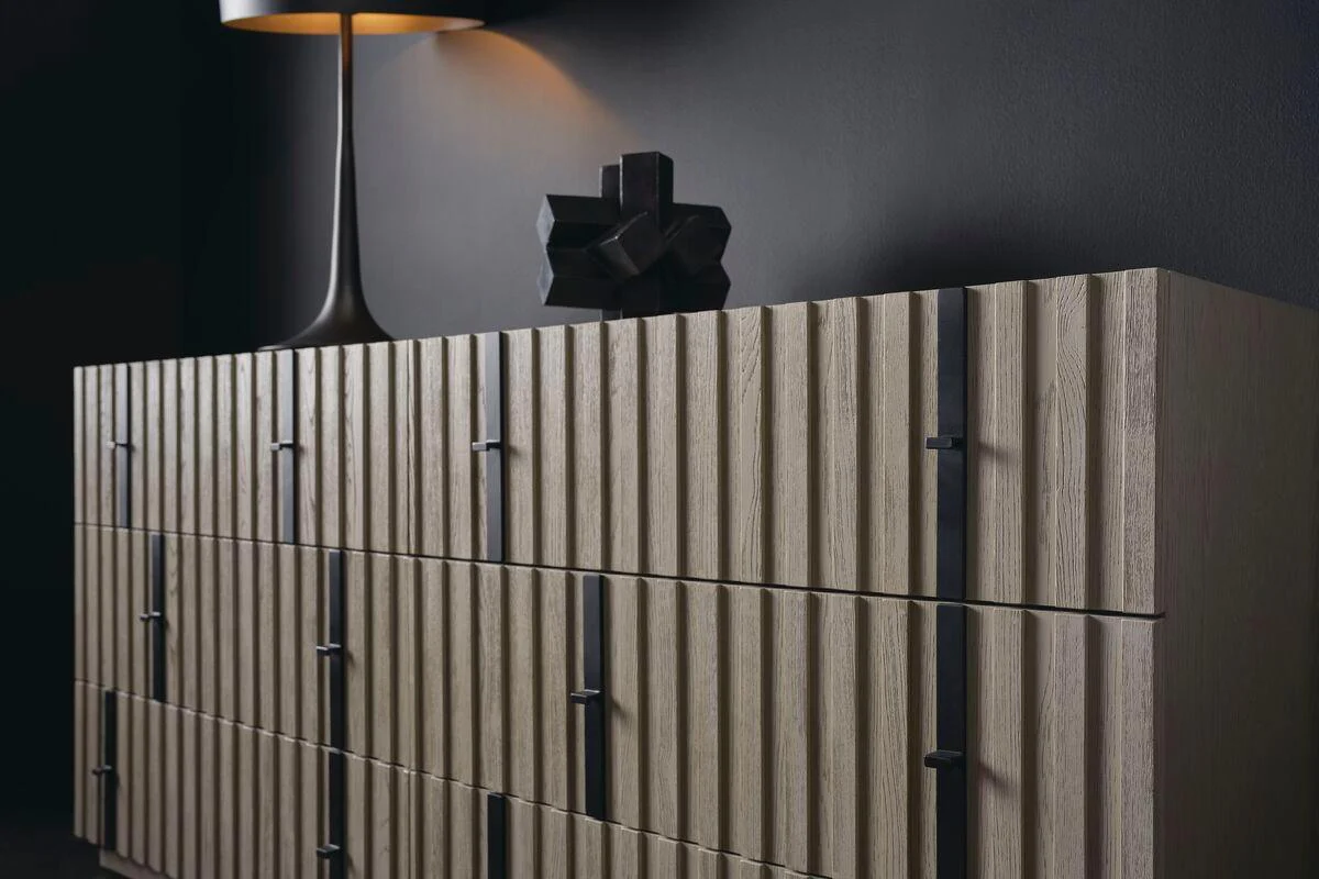 Kelly Hoppen Clancy Dresser - Remutear