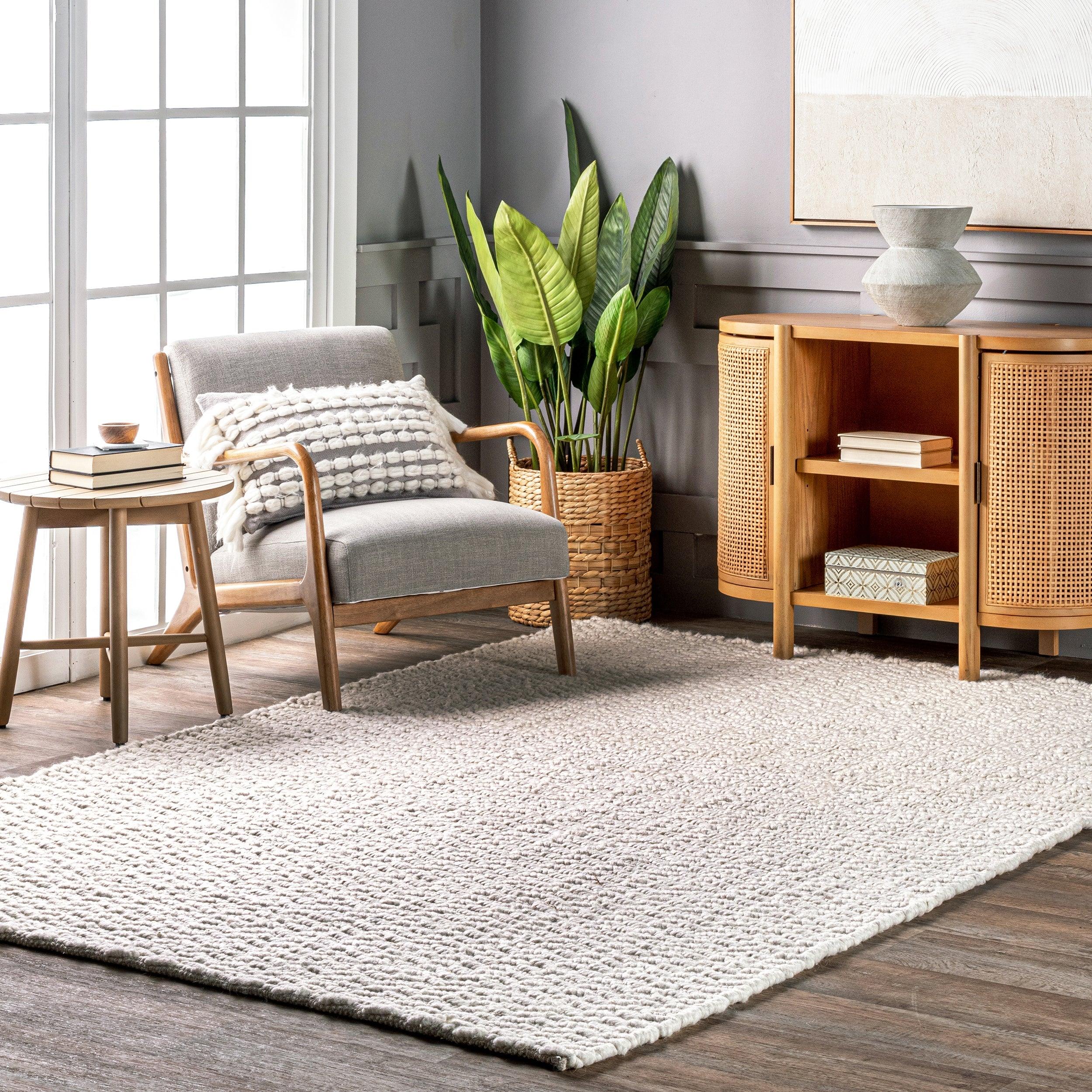 Glendora Hand Woven Chevron Area Rug - Remutear